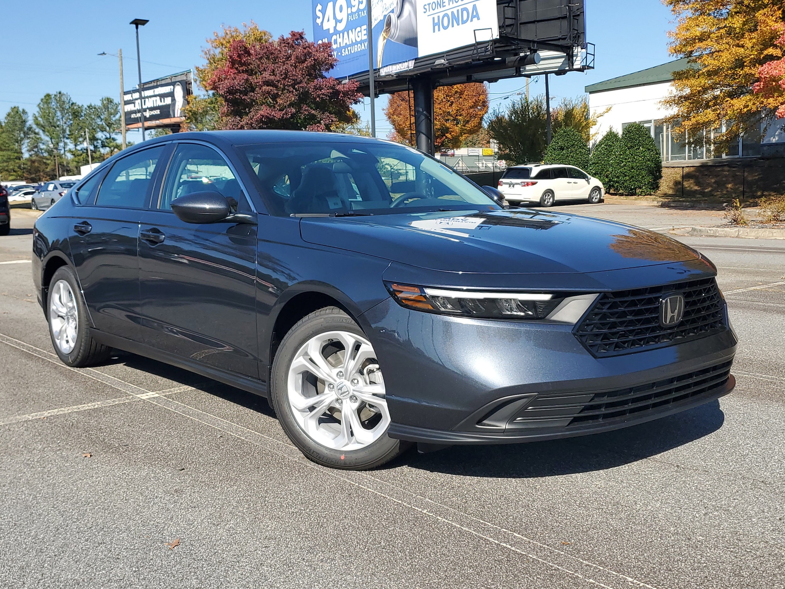 2025 Honda Accord LX's photo