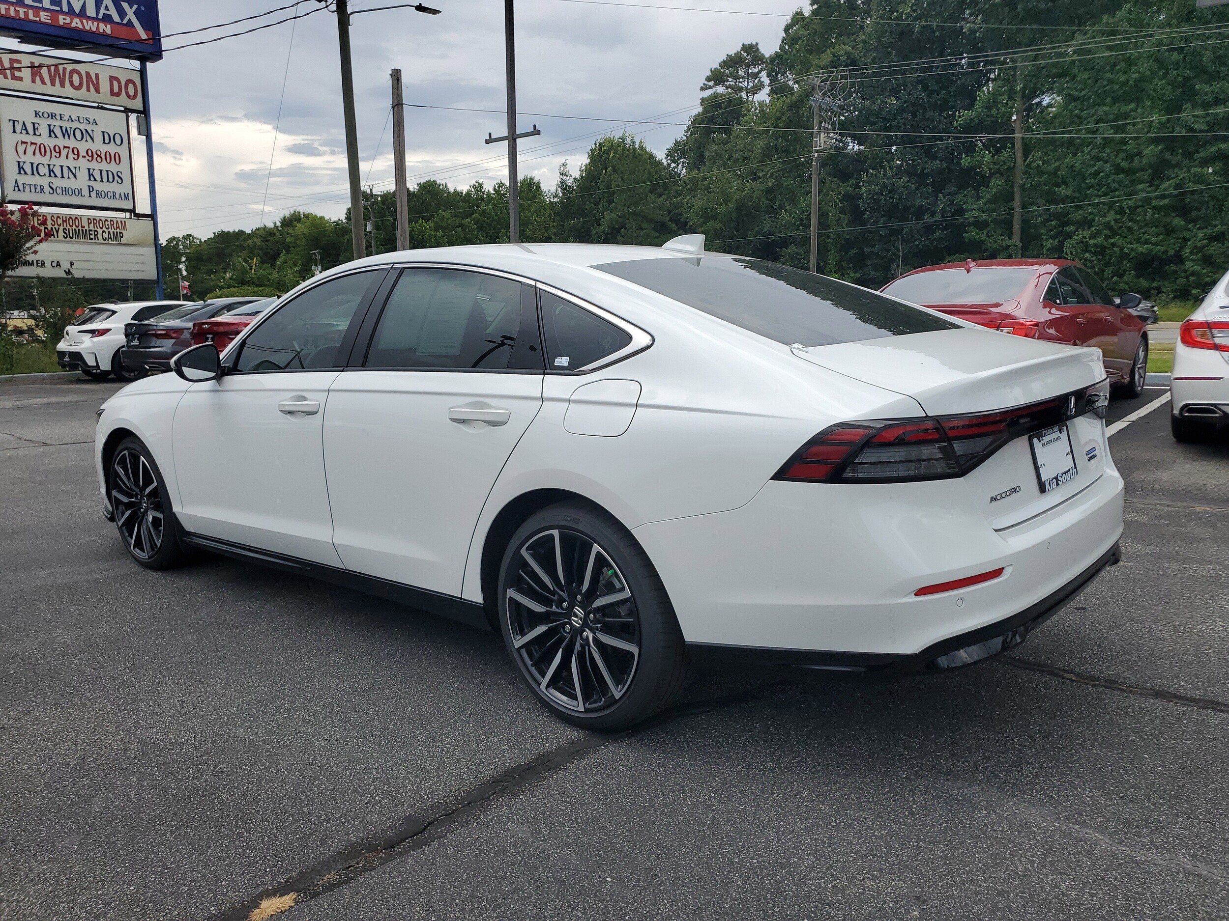 2024 Honda Accord Hybrid Touring photo 4