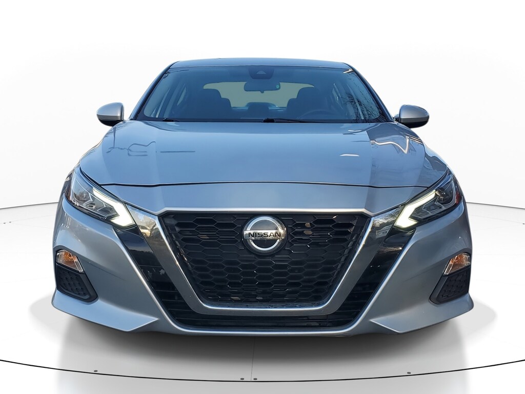 Used 2022 Nissan Altima 2.5 SV Sedan