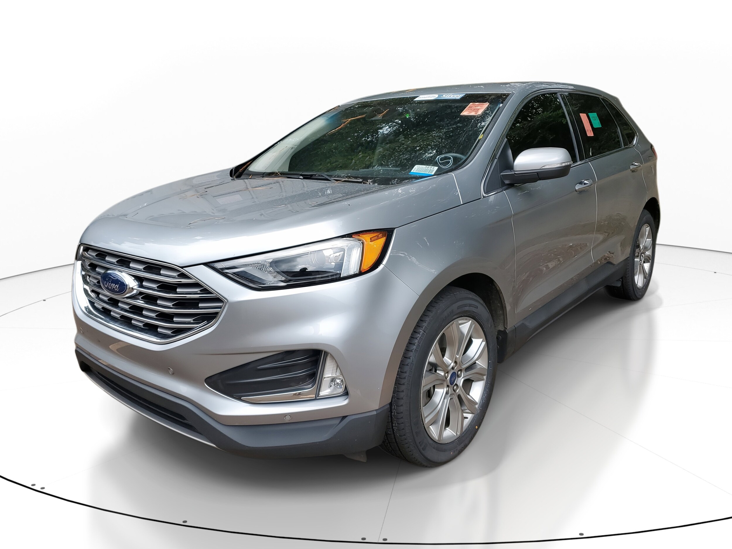 2022 Ford Edge Titanium photo 3