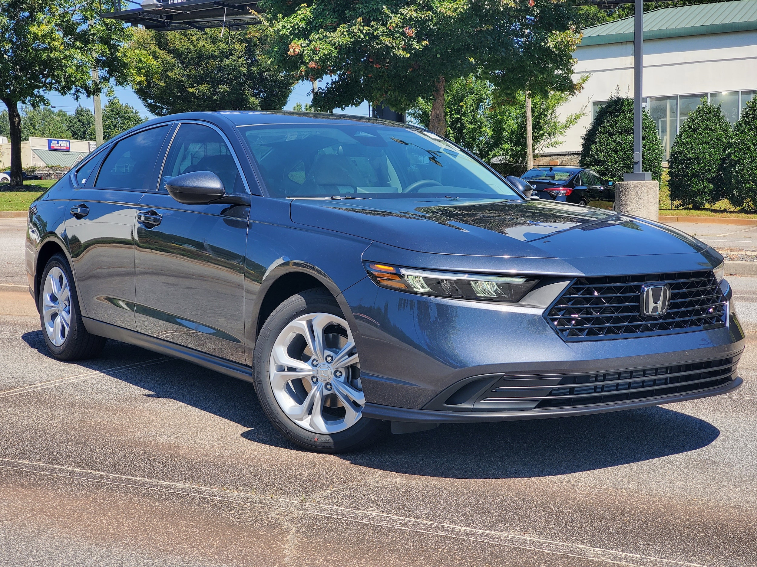 2025 Honda Accord LX's photo