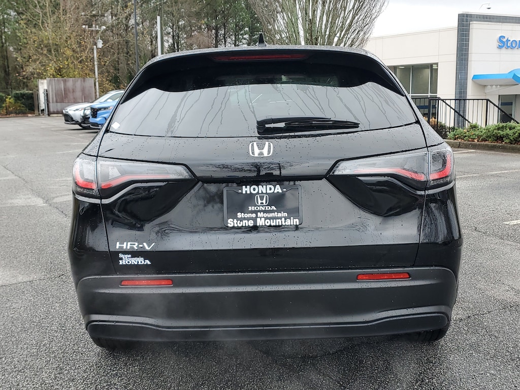 2026 Honda HR-V LX photo 4