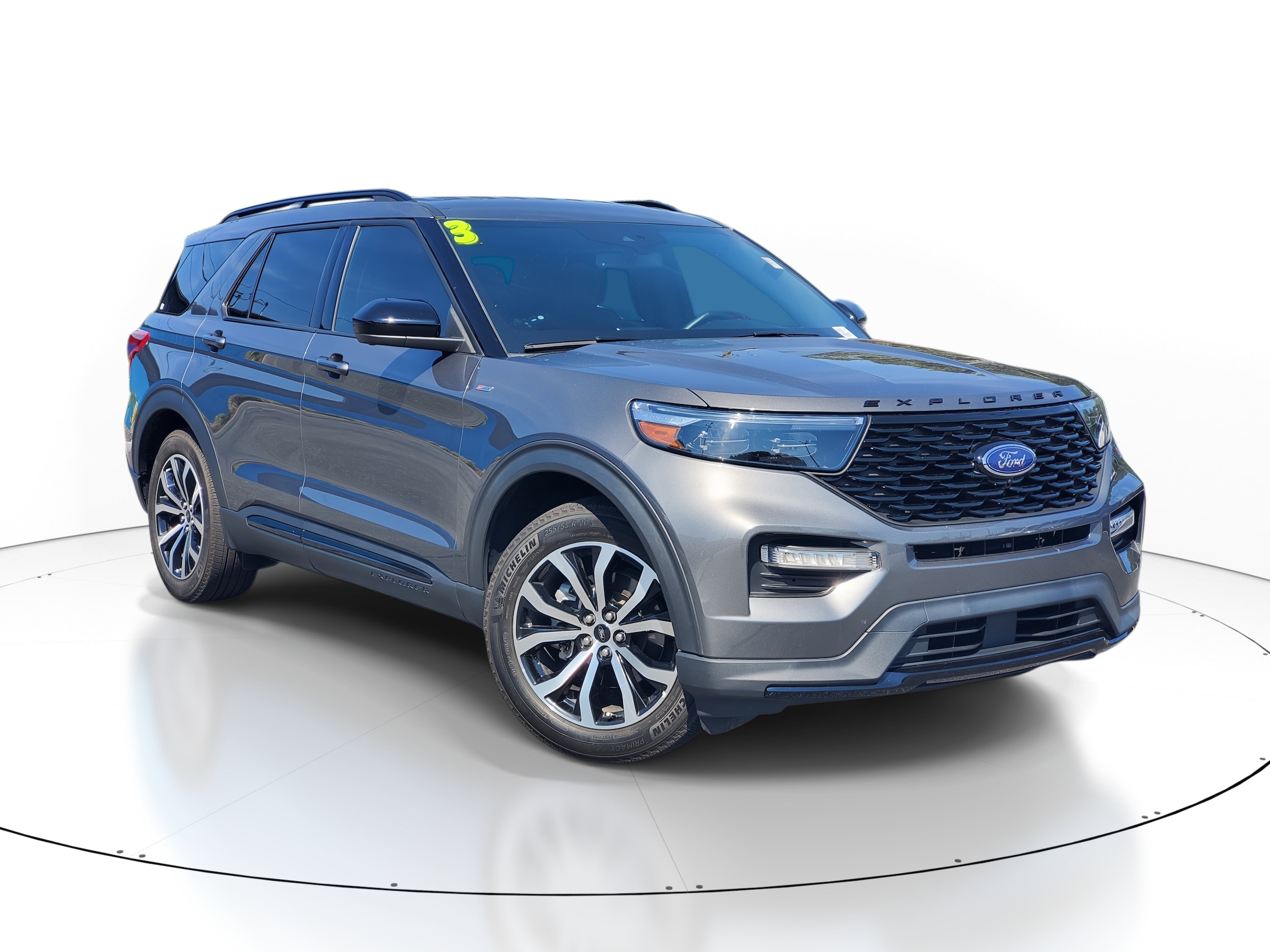 2023 Ford Explorer ST-LINE's photo