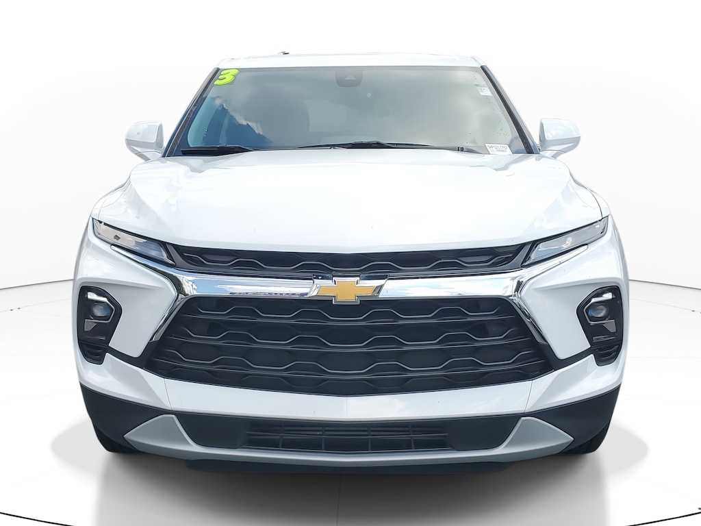 2023 Chevrolet Blazer 2LT photo 2
