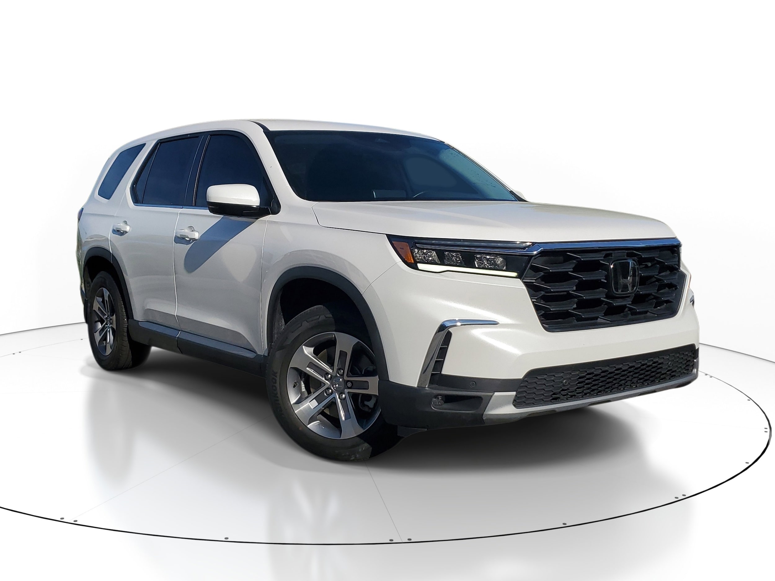2025 Honda Pilot EX-L 2WD's photo