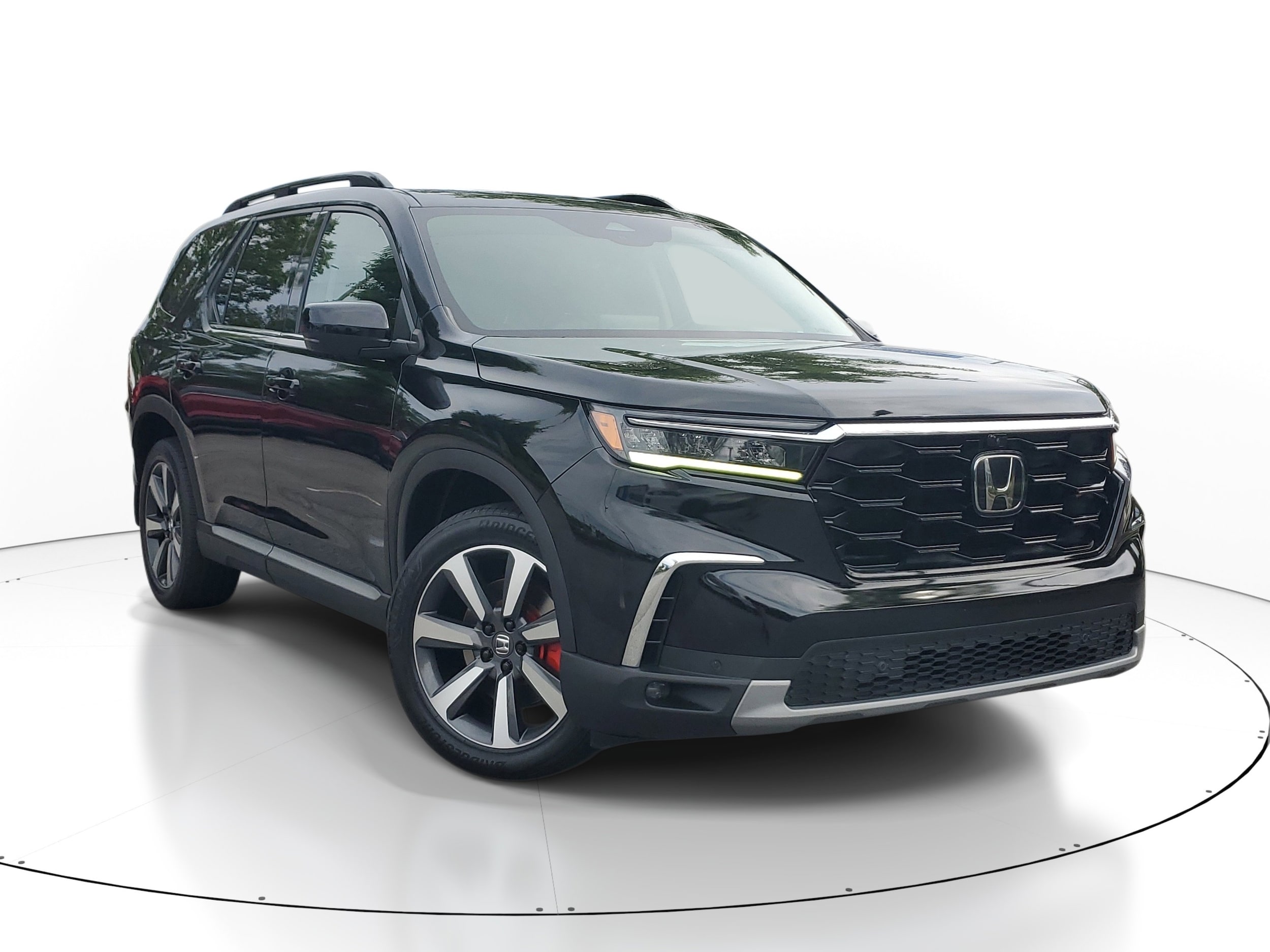 2023 Honda Pilot Elite AWD's photo