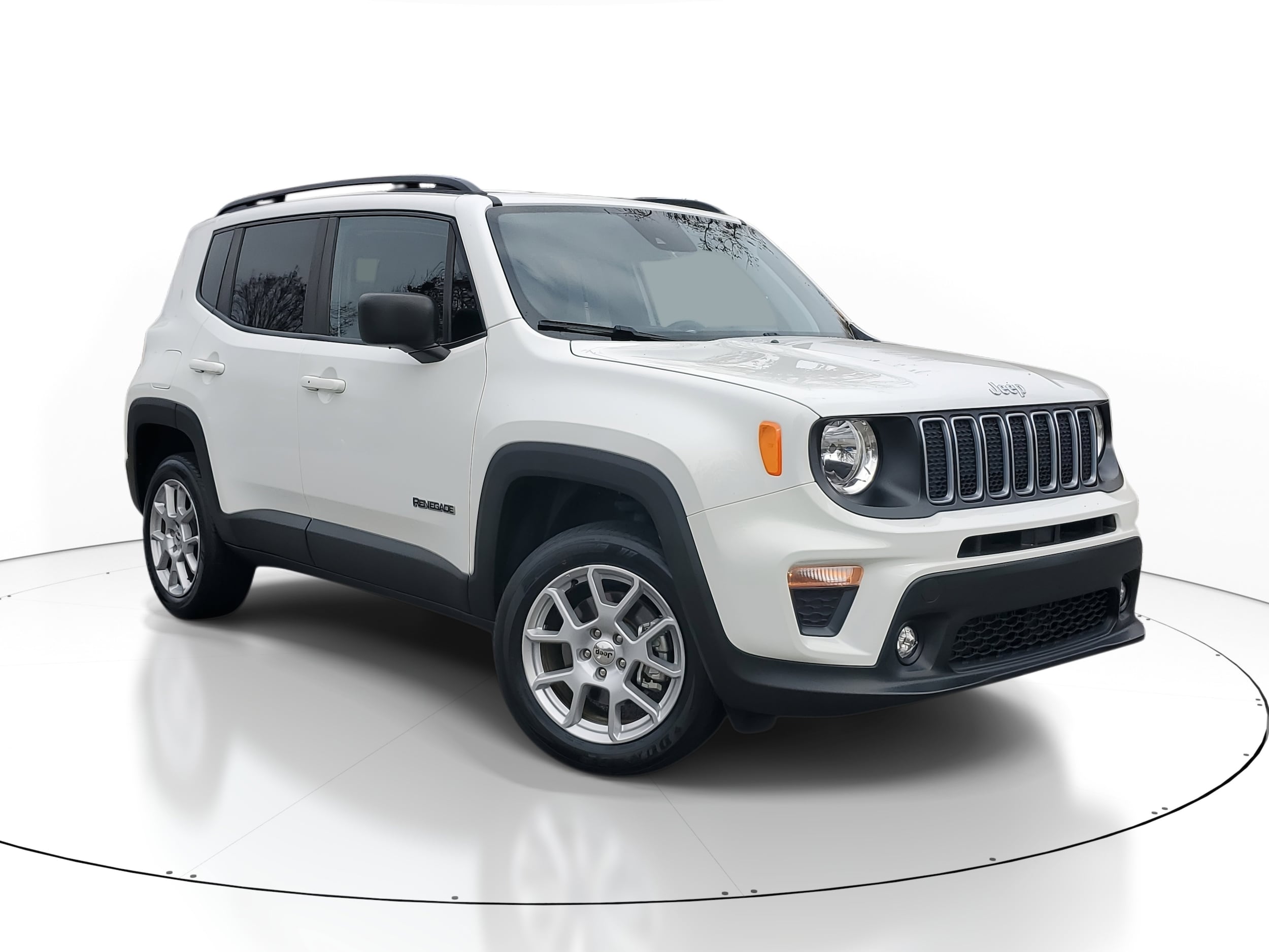 2022 Jeep Renegade Latitude's photo