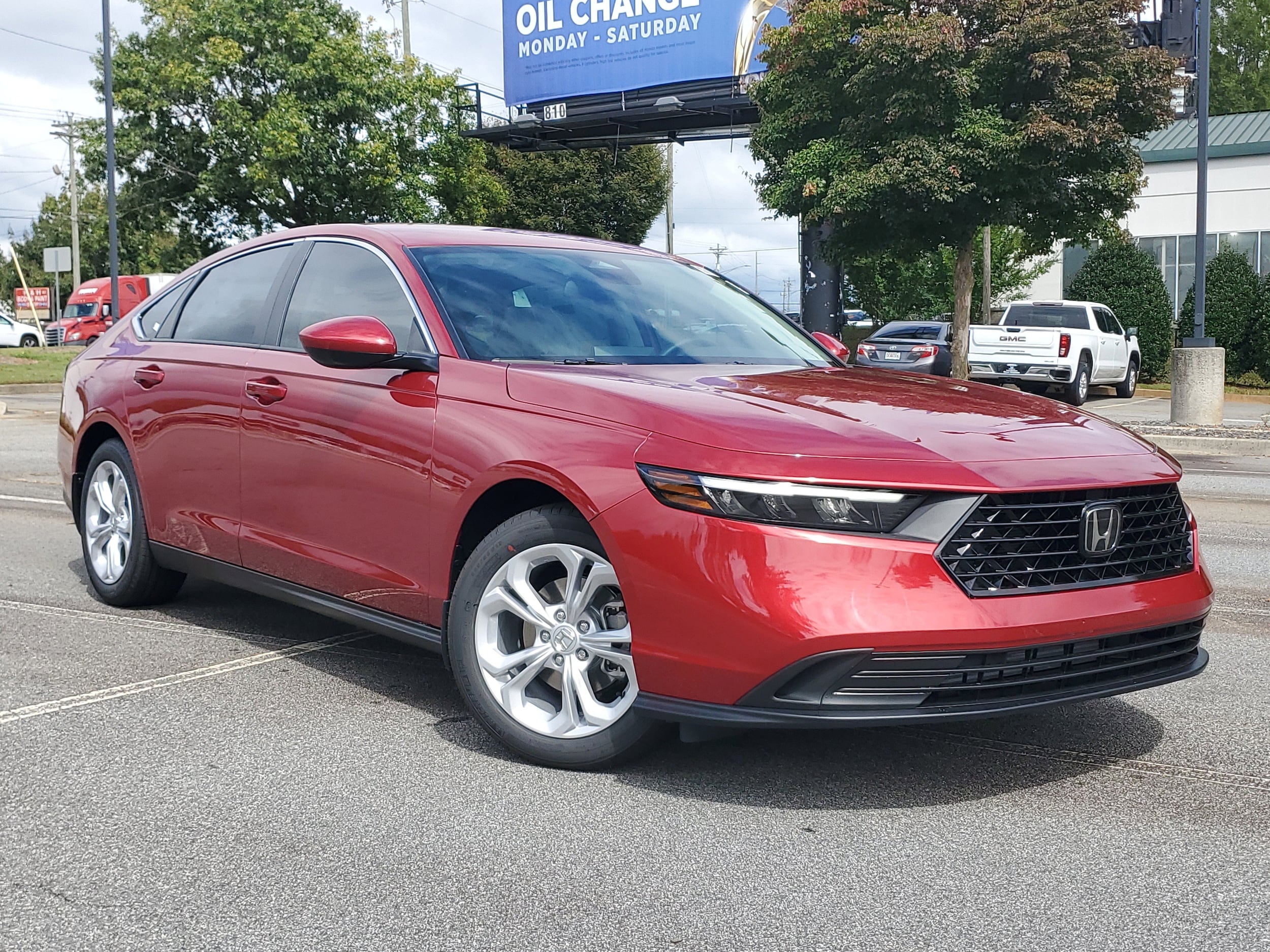 2025 Honda Accord LX's photo