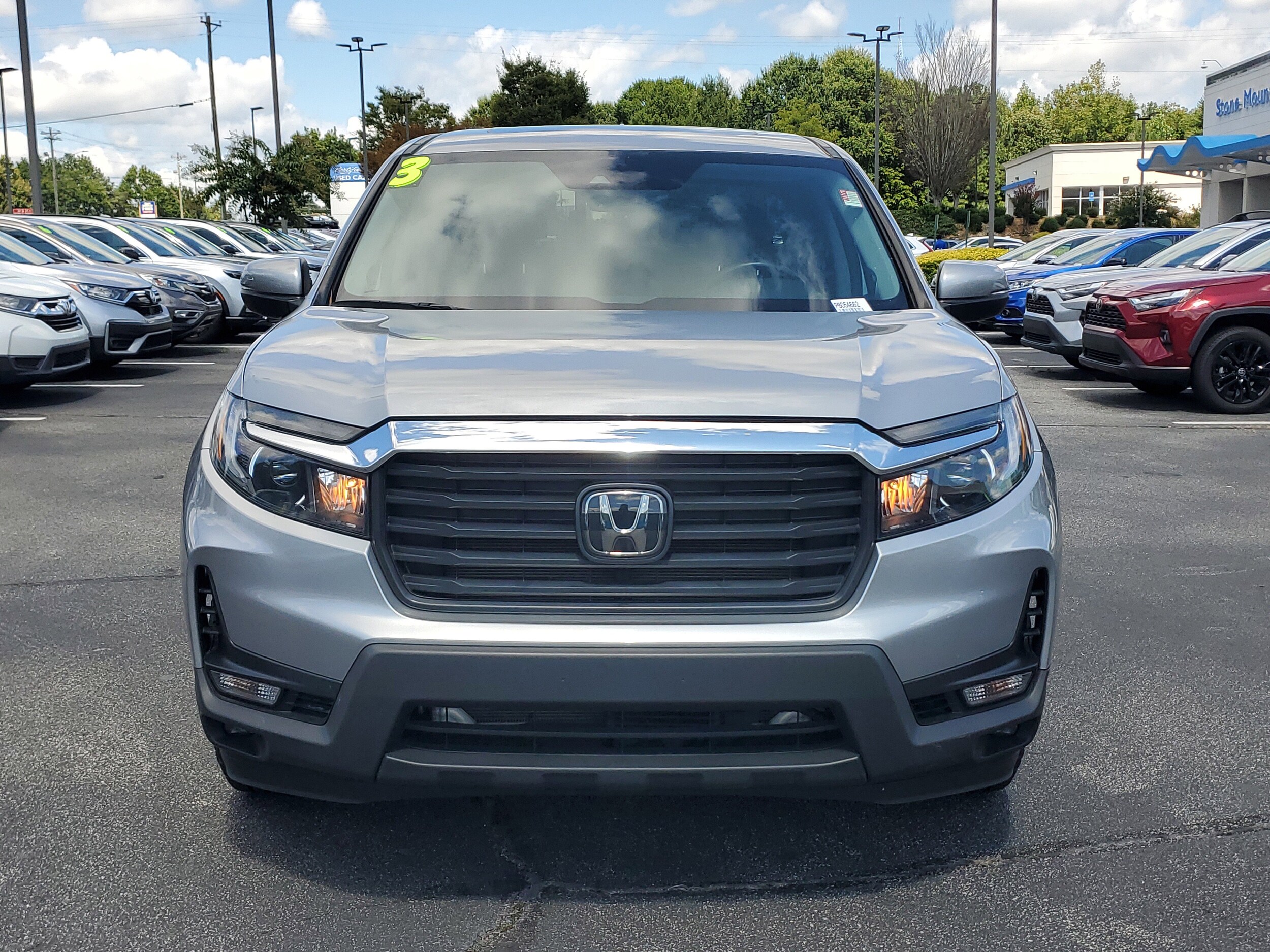 2023 Honda Ridgeline RTL photo 2