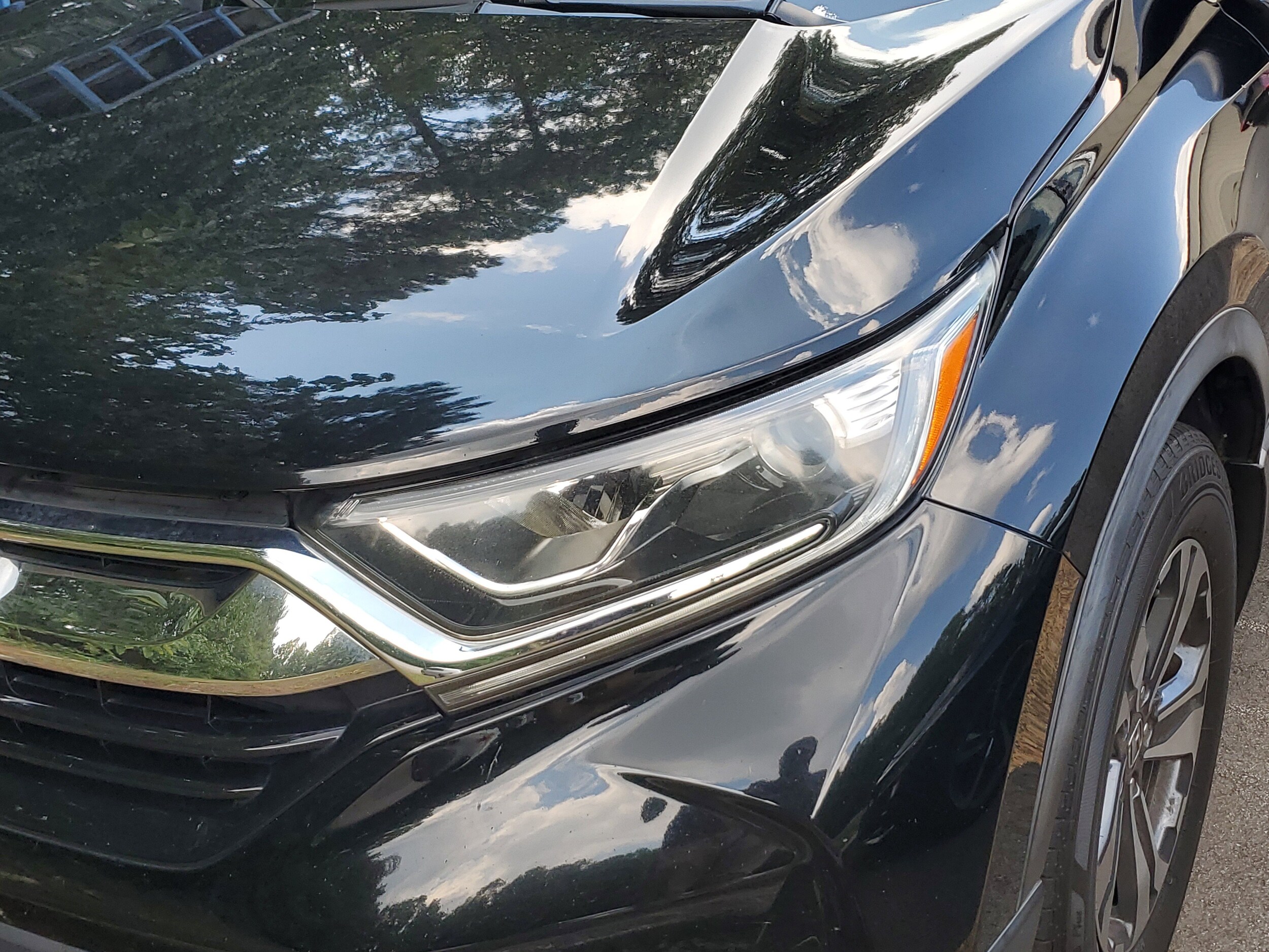 2019 Honda CR-V LX photo 4