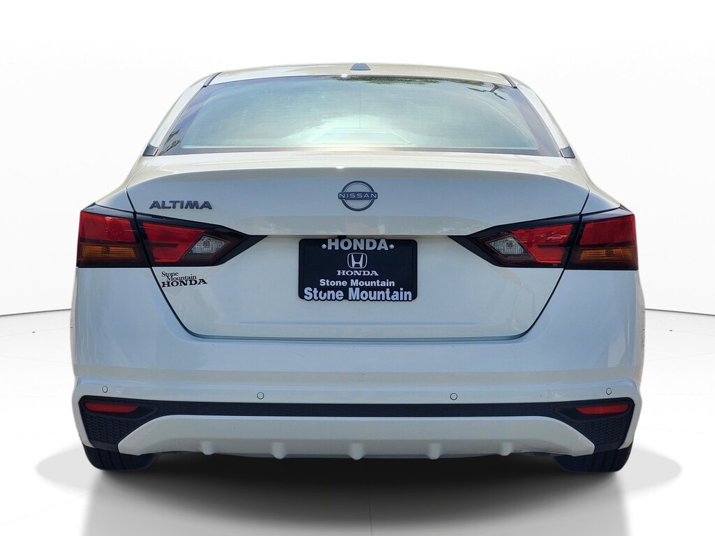 Used 2025 Nissan Altima SV Sedan