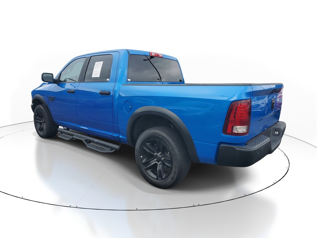2024 Ram 1500 Classic SLT photo 4