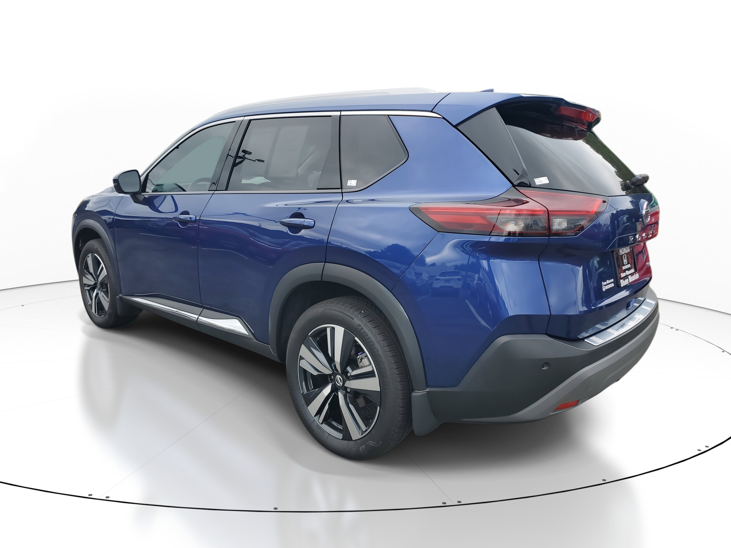 2021 Nissan Rogue SL photo 2