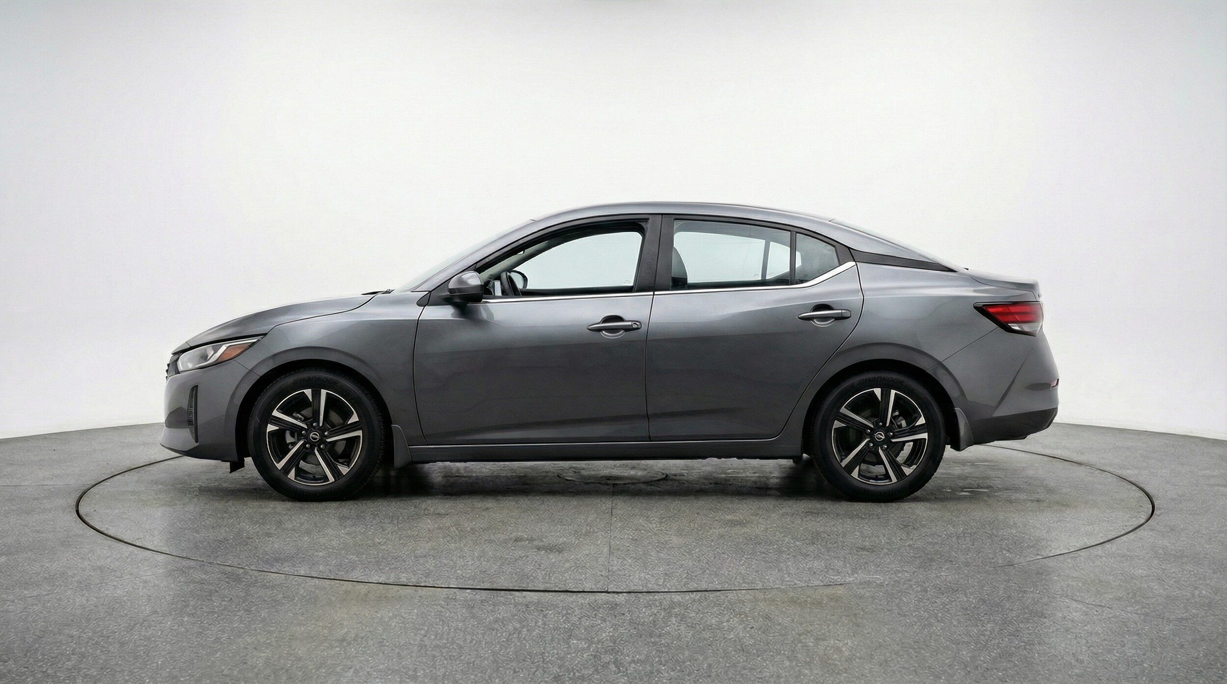 Thumbnail: 2025 Nissan Sentra - 4