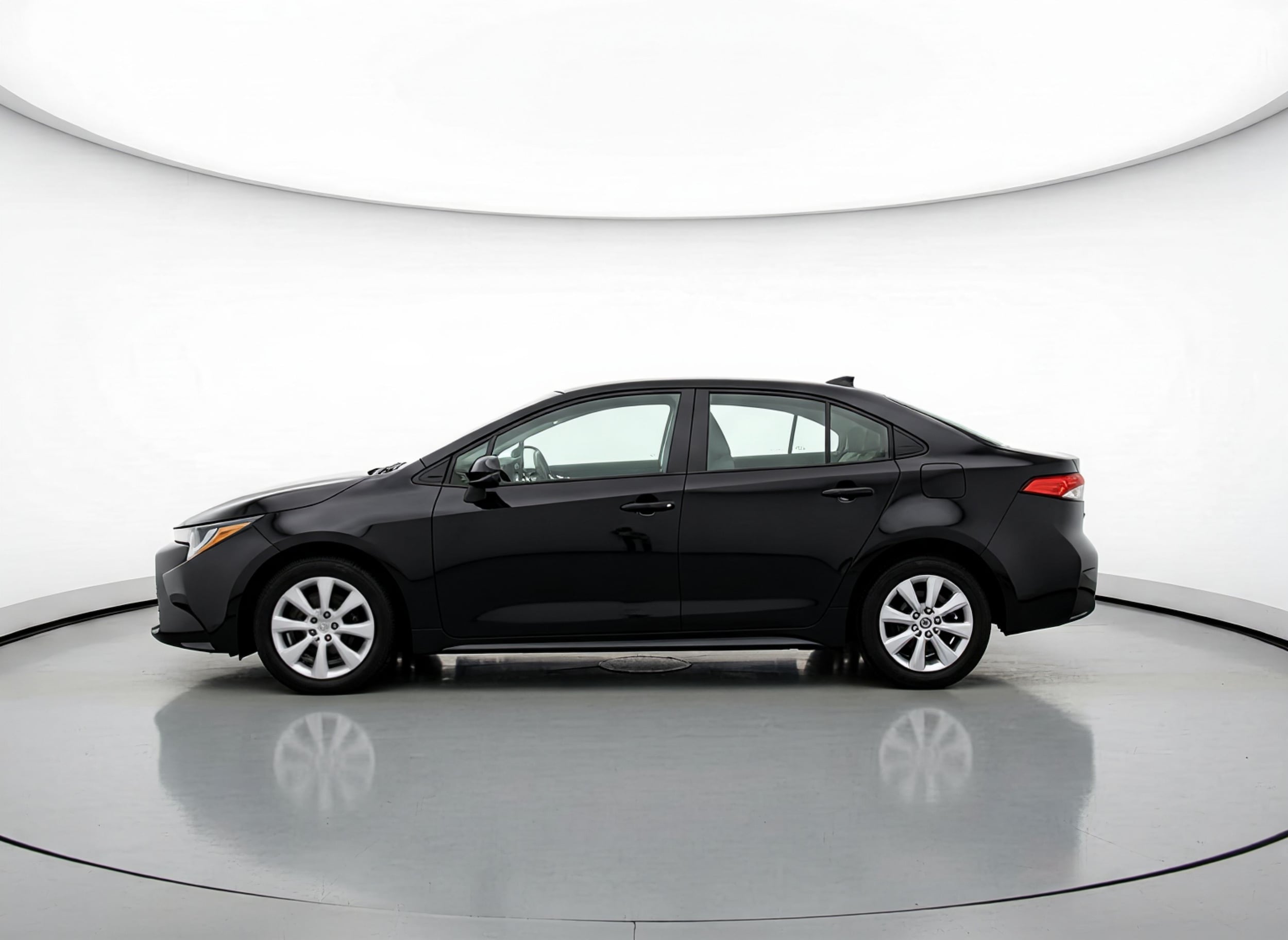 Thumbnail: 2025 Toyota Corolla - 4