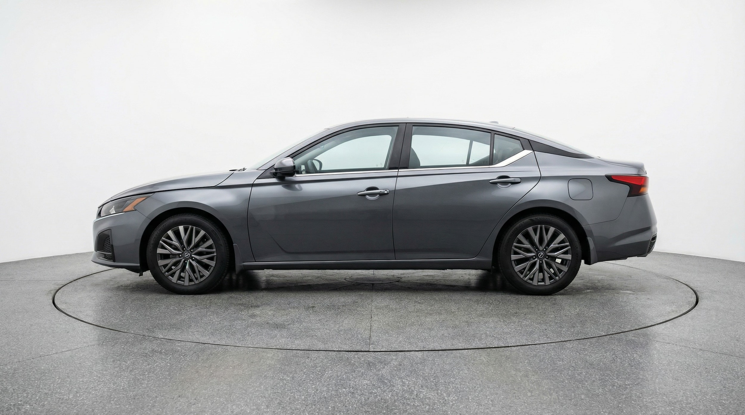 Thumbnail: 2025 Nissan Altima - 4