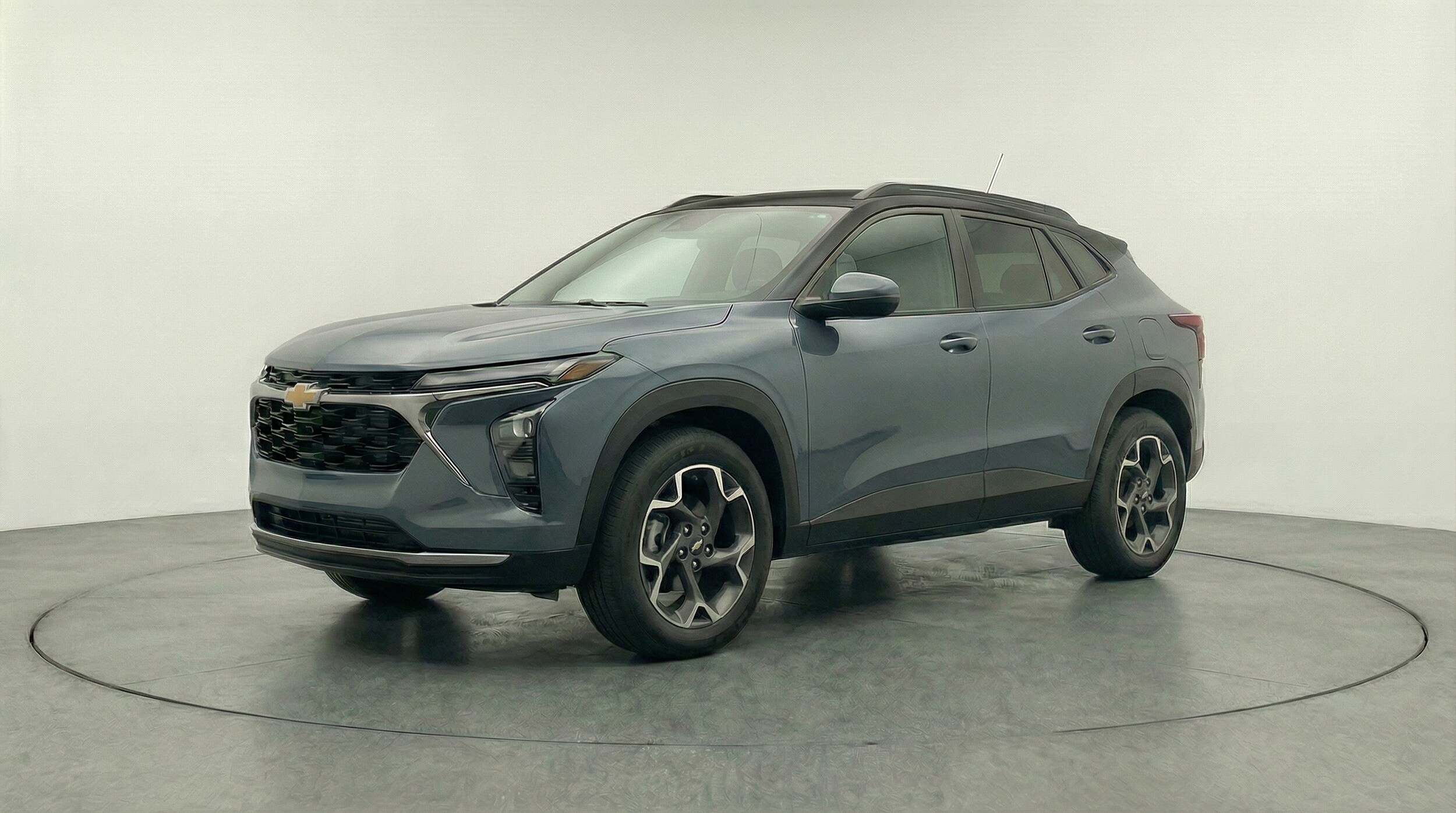 Thumbnail: 2025 Chevrolet Trax - 3