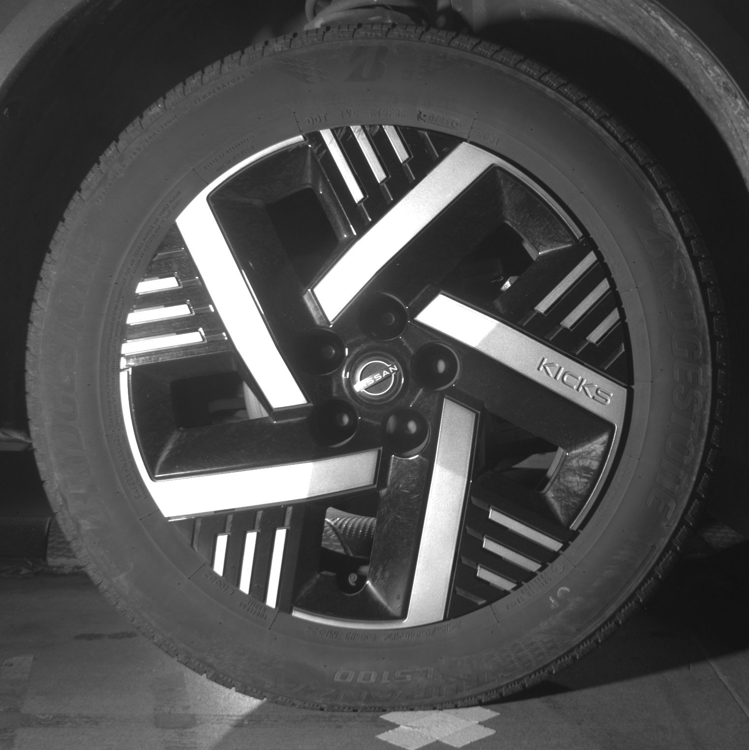 Thumbnail: 2025 Nissan Kicks - 10