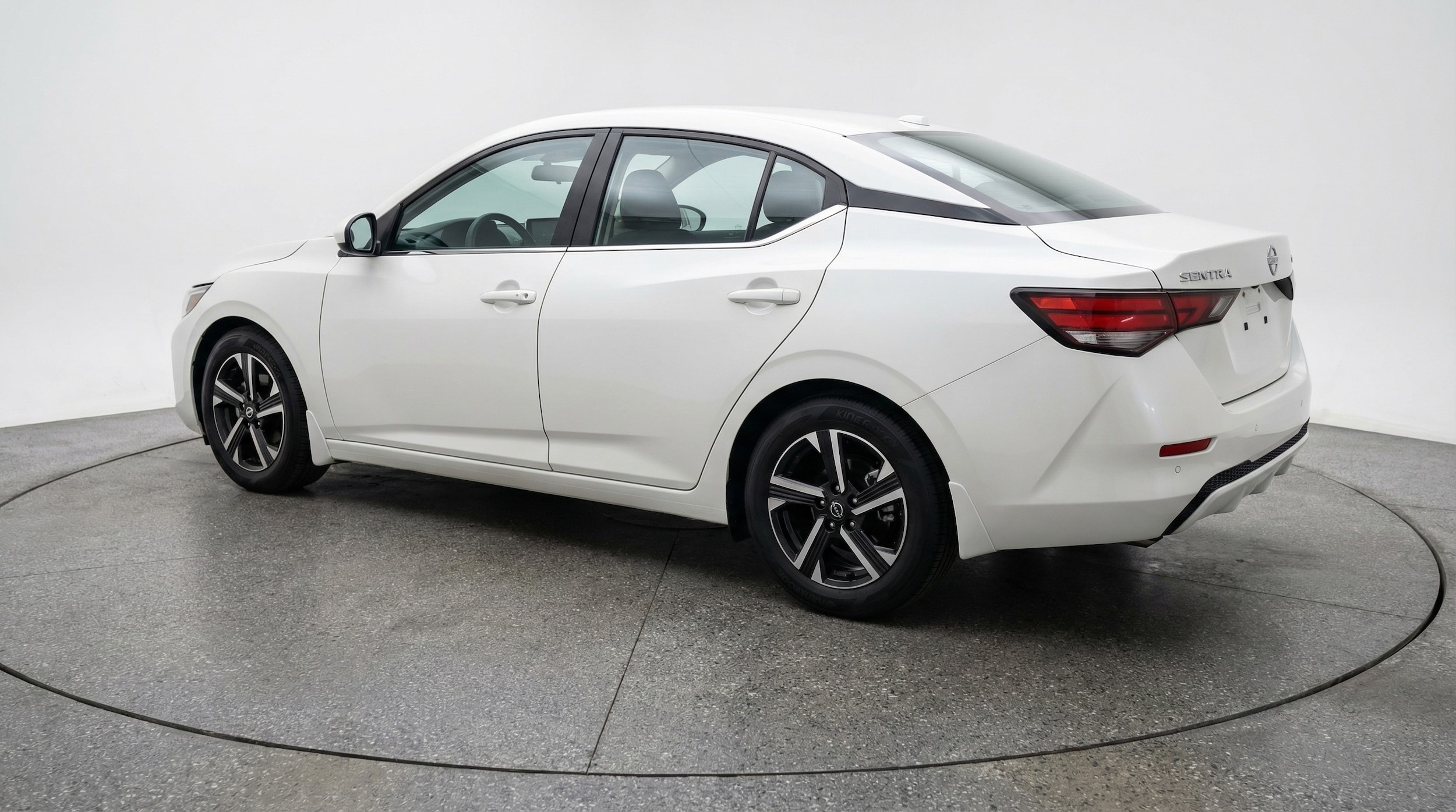 Thumbnail: 2025 Nissan Sentra - 5