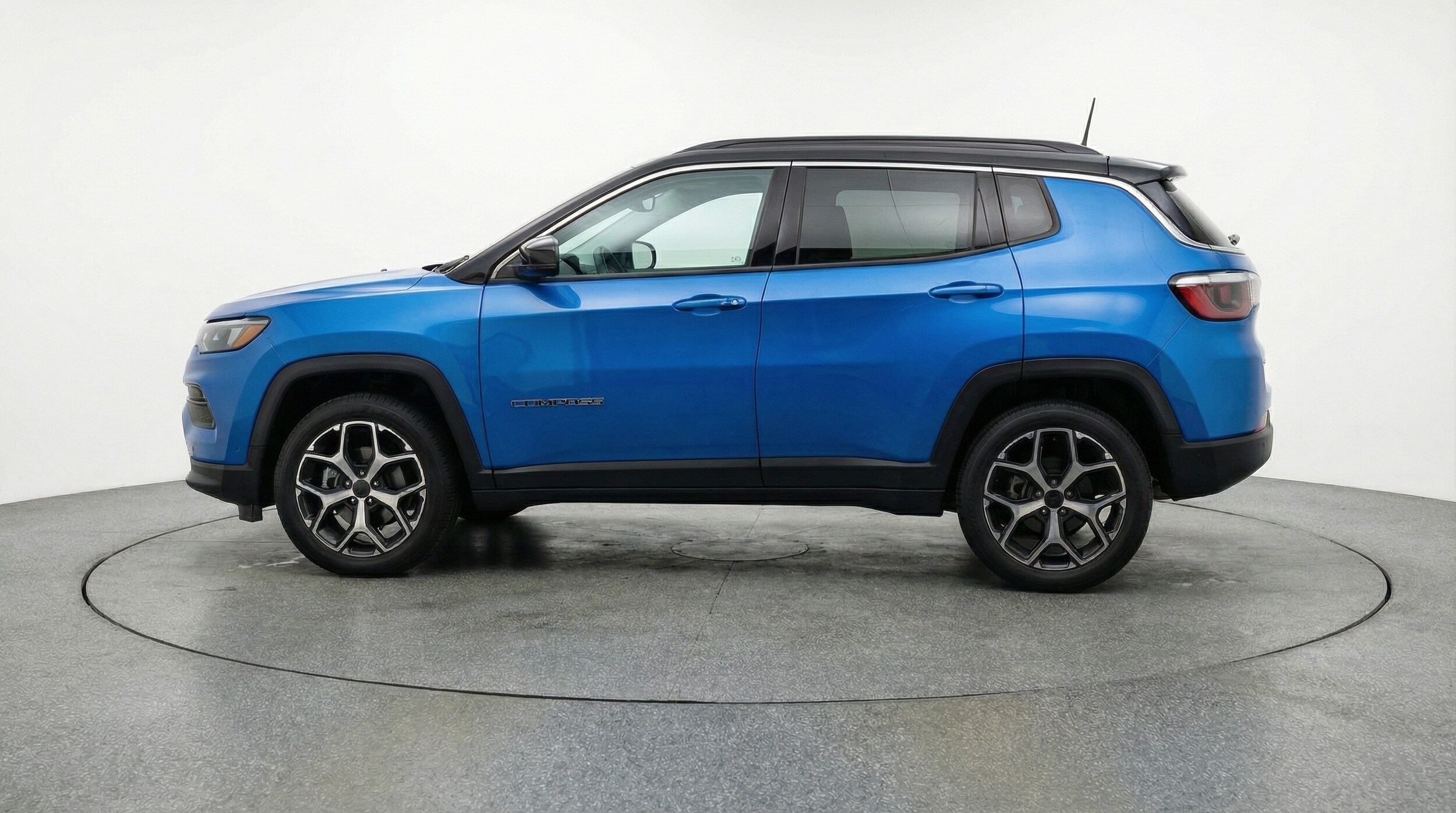 Thumbnail: 2025 Jeep Compass - 4