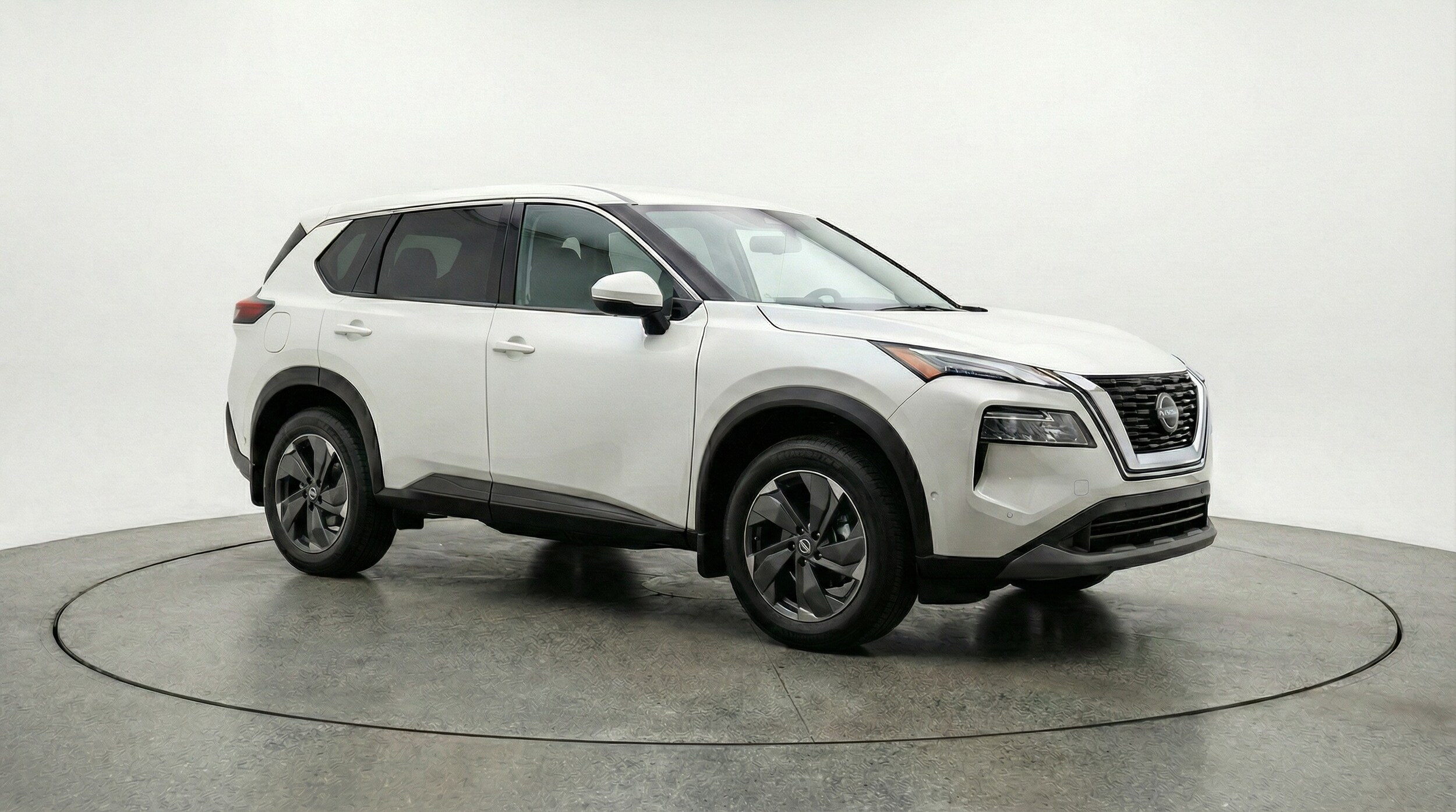 Thumbnail: 2025 Nissan Rogue - 1