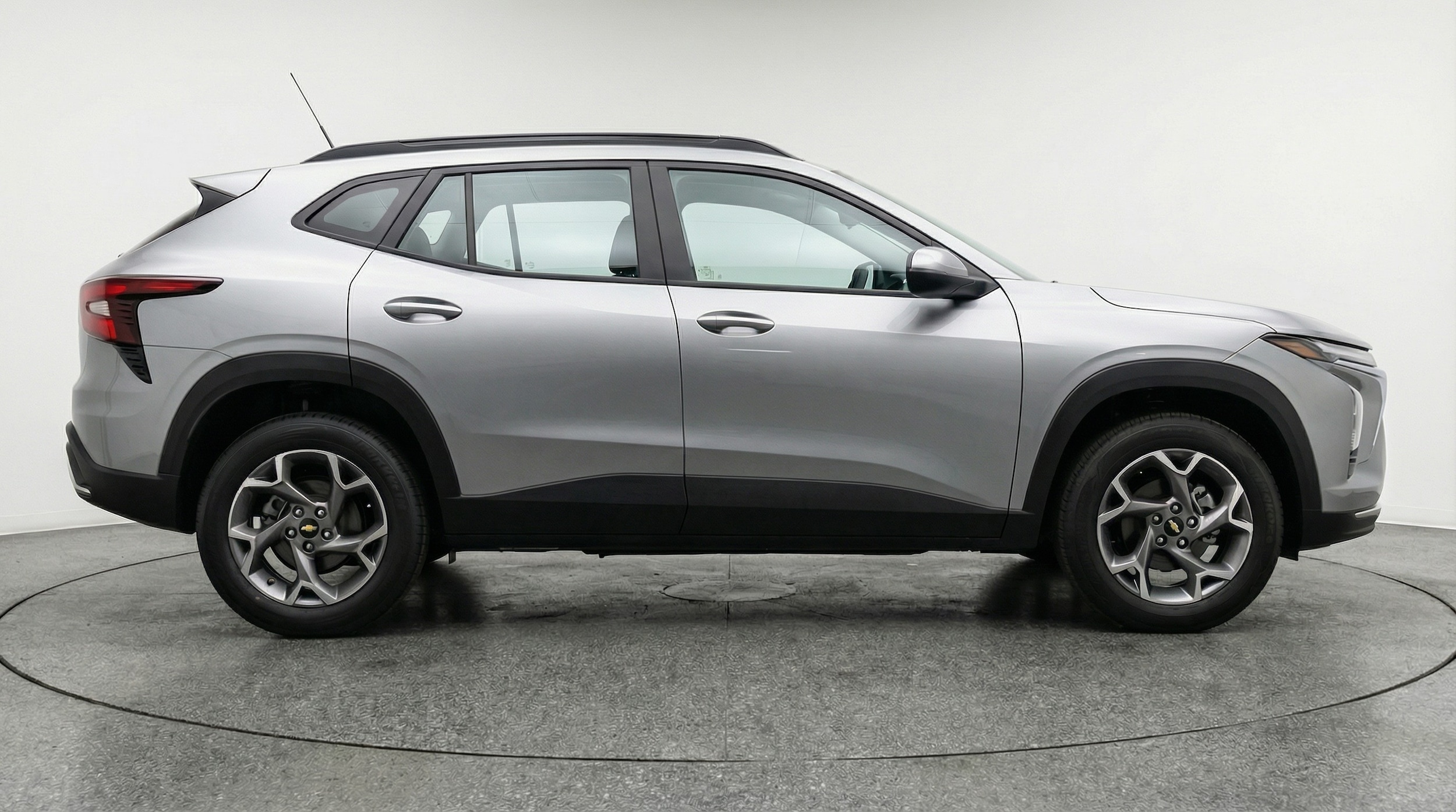 Thumbnail: 2025 Chevrolet Trax - 8