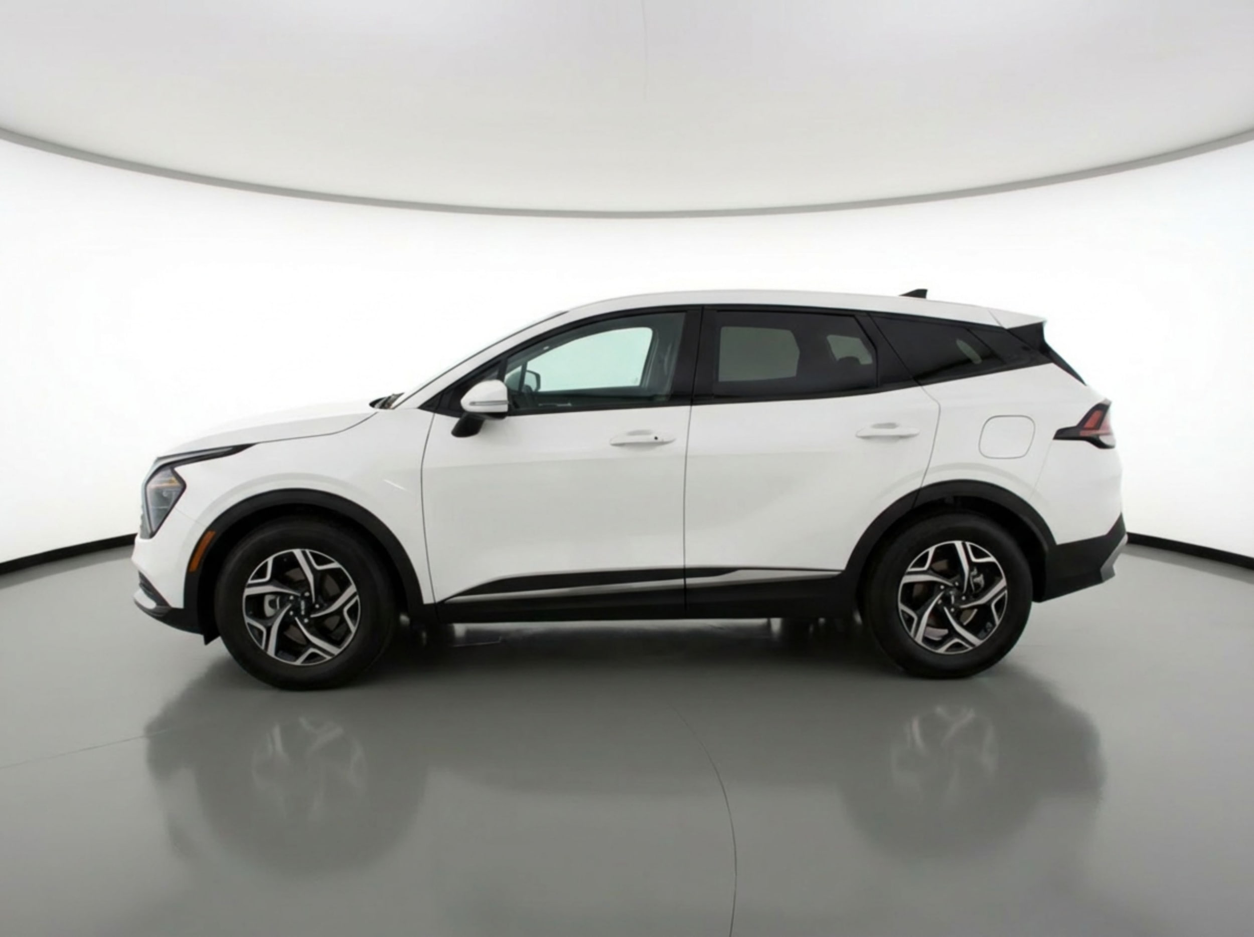 Thumbnail: 2025 Kia Sportage - 4