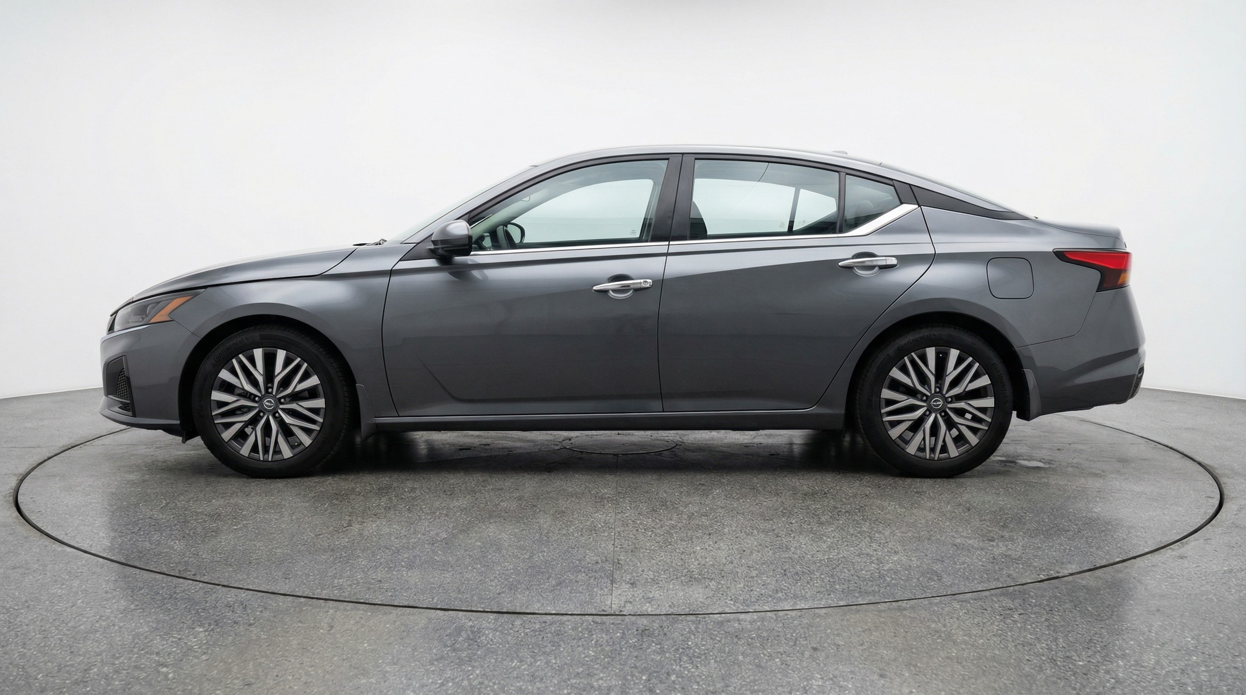 Thumbnail: 2025 Nissan Altima - 4