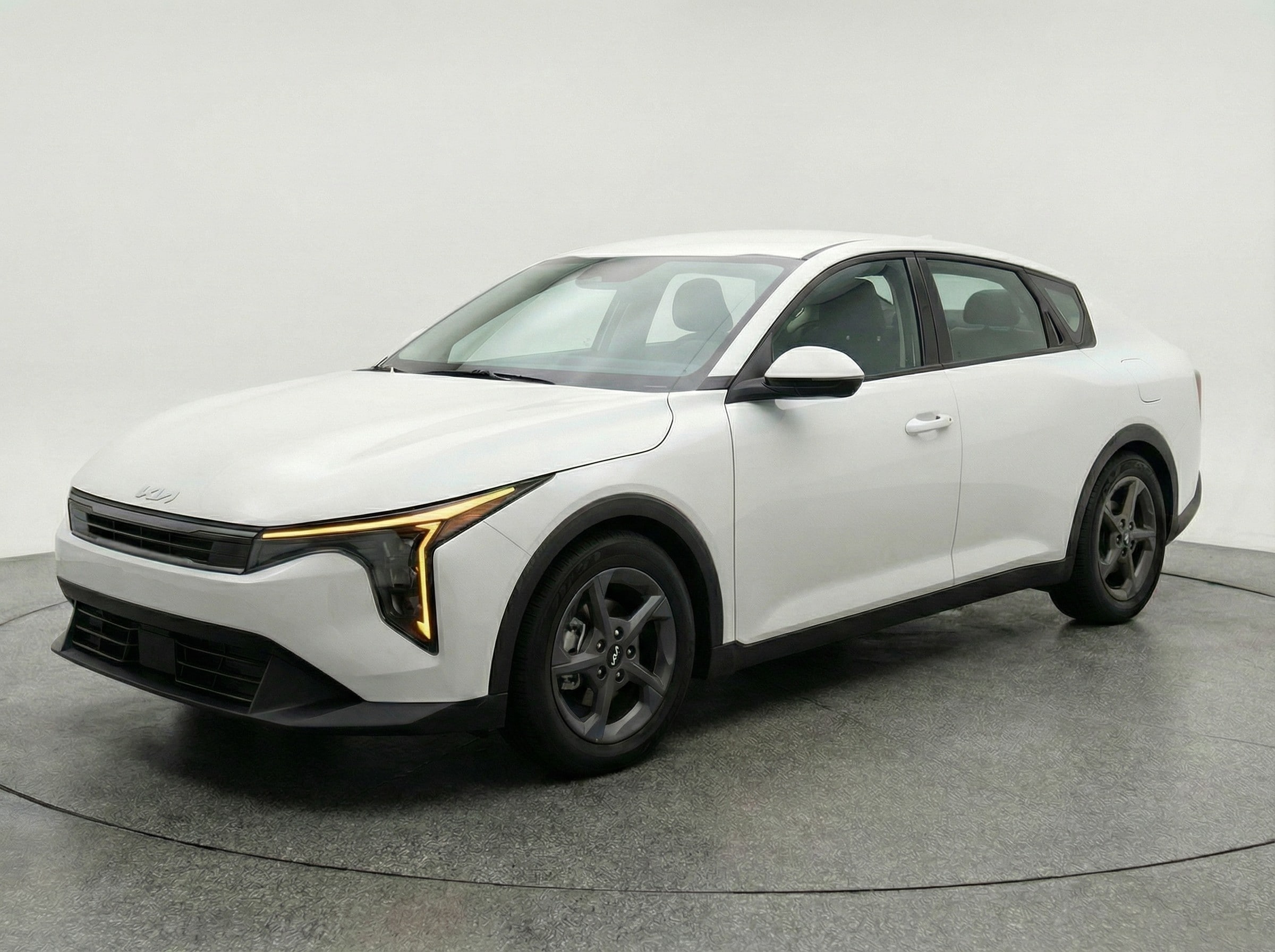 Thumbnail: 2025 Kia K4 - 3