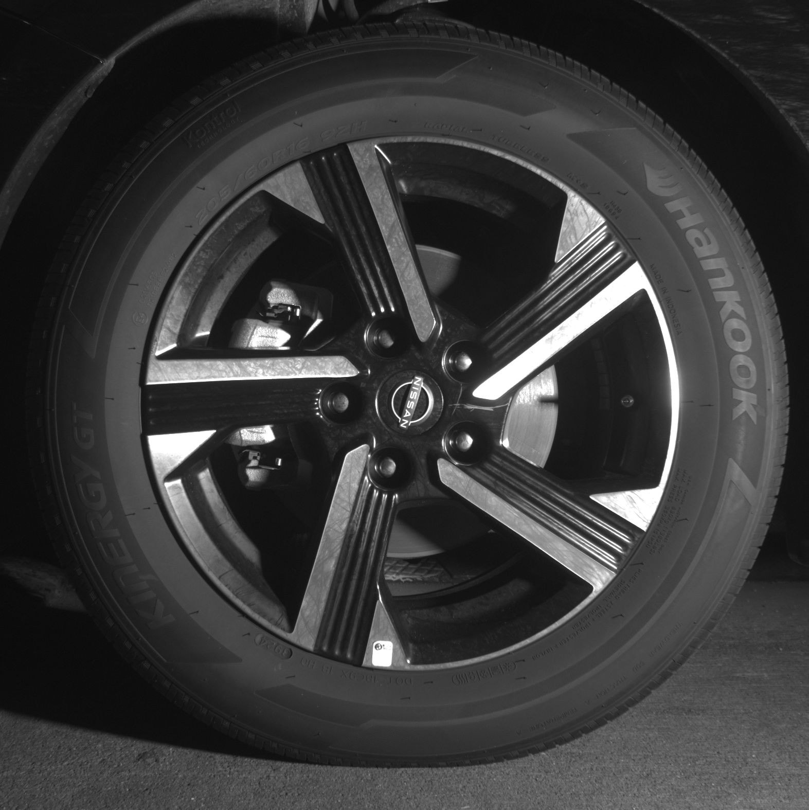 Thumbnail: 2025 Nissan Sentra - 9