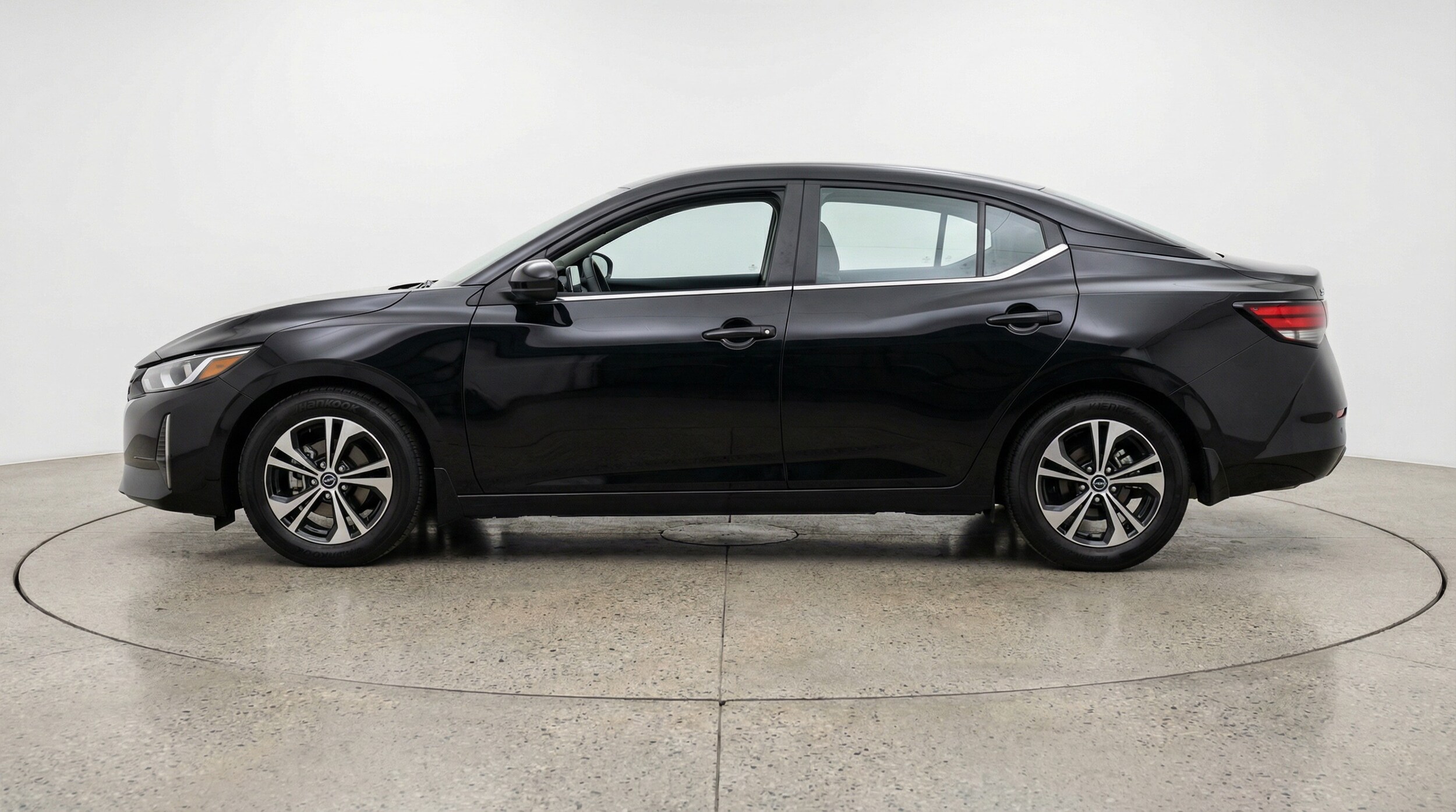 Thumbnail: 2025 Nissan Sentra - 4