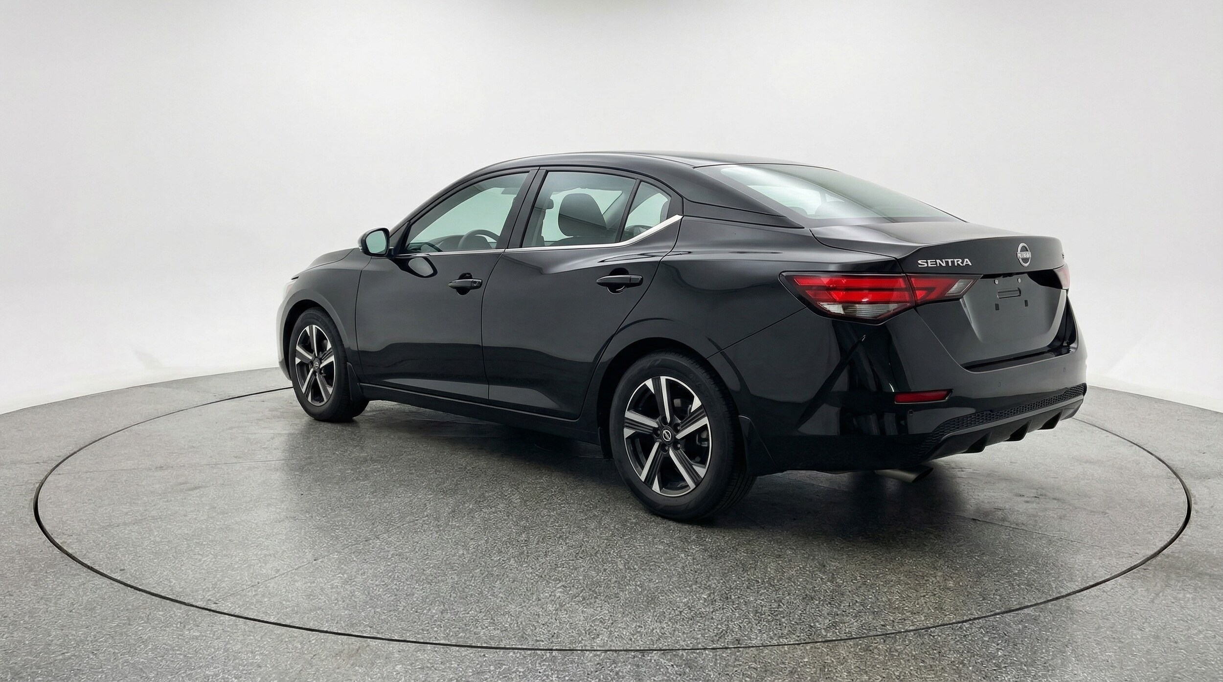 Thumbnail: 2025 Nissan Sentra - 5