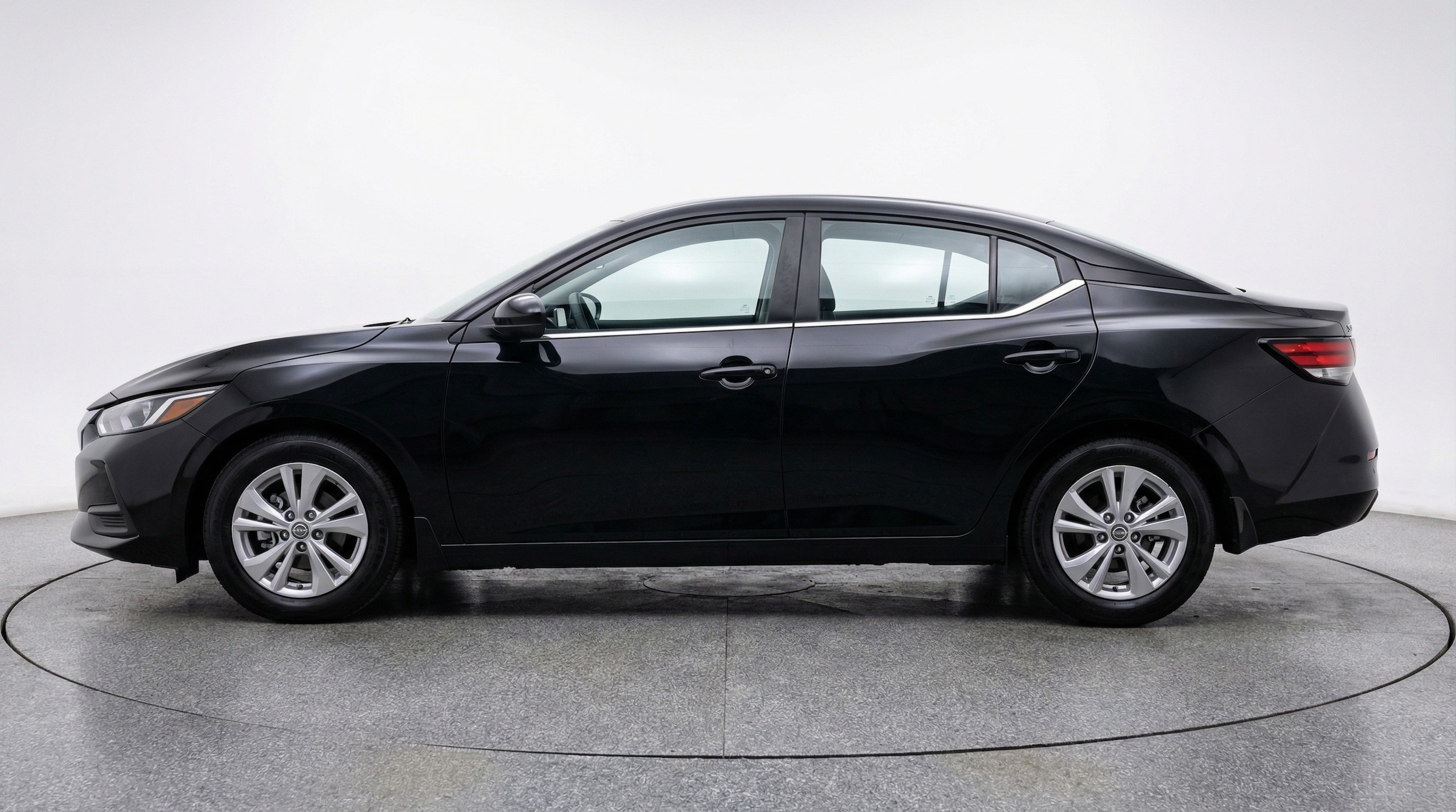 Thumbnail: 2025 Nissan Sentra - 4