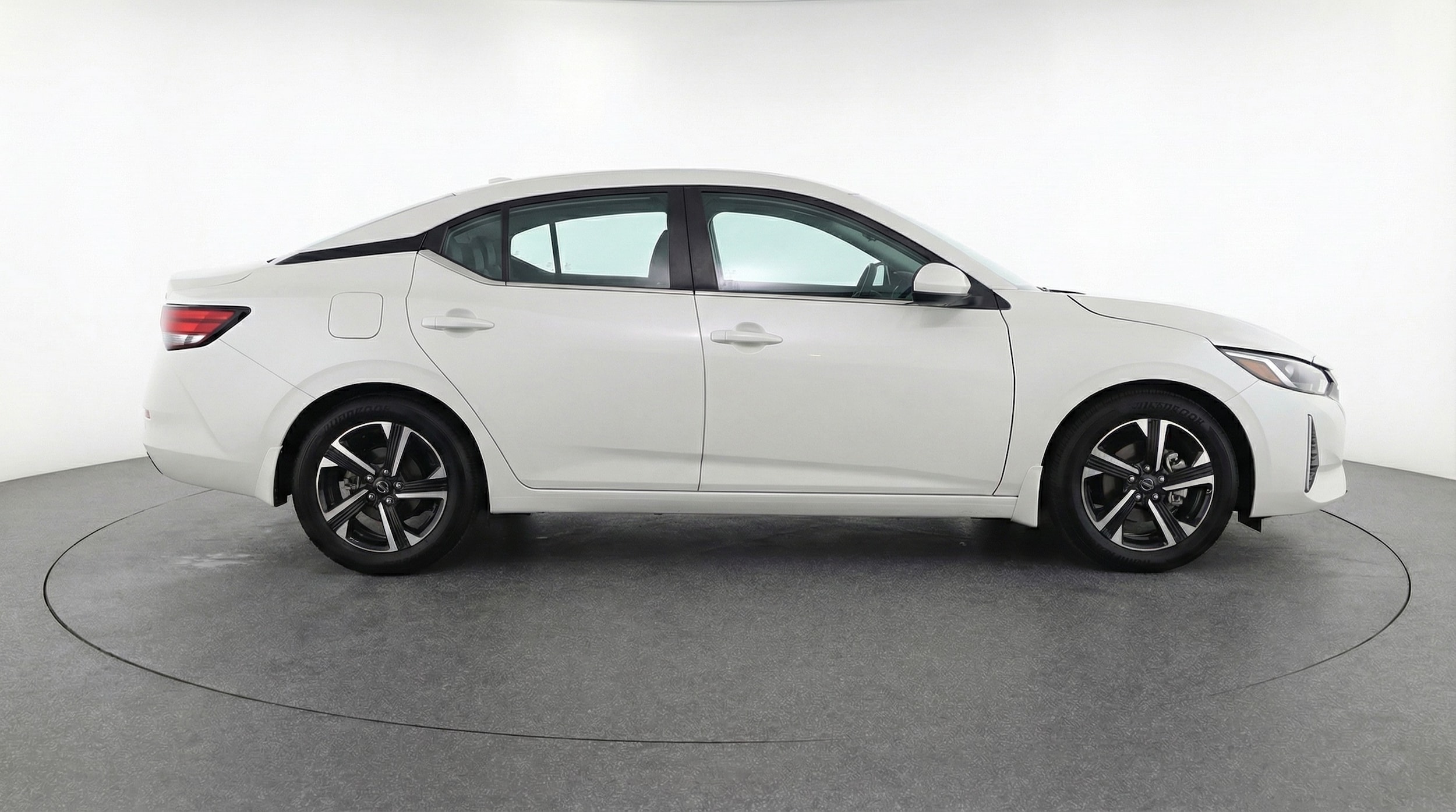 Thumbnail: 2025 Nissan Sentra - 8