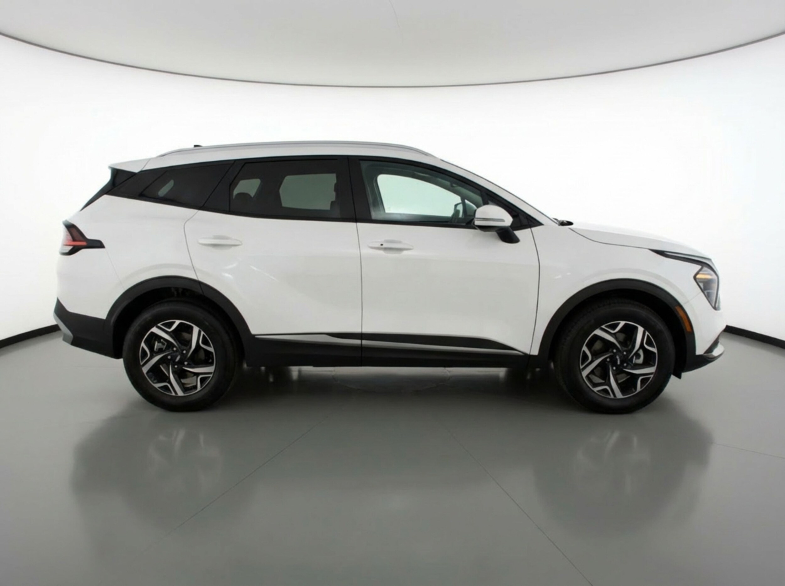 Thumbnail: 2025 Kia Sportage - 8