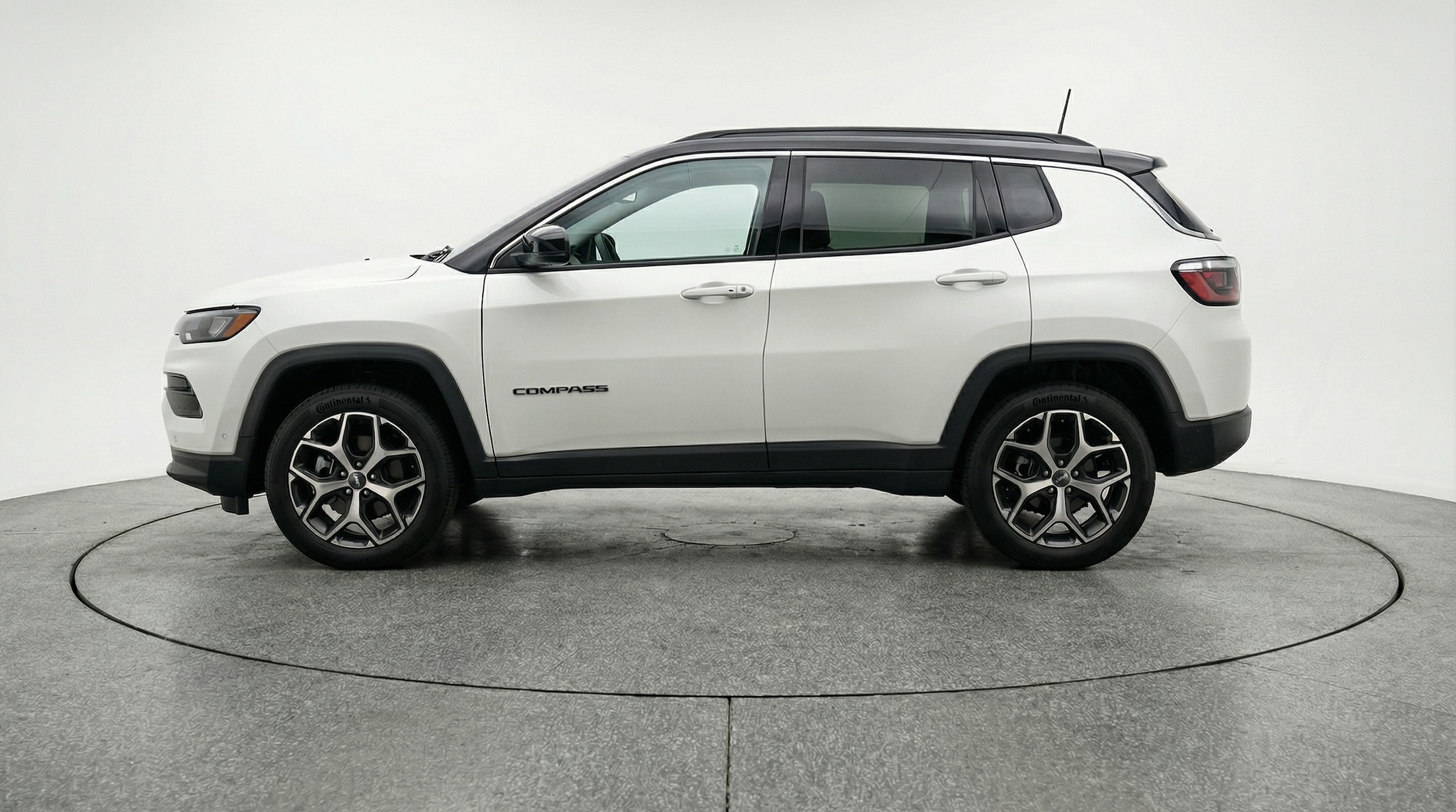 Thumbnail: 2025 Jeep Compass - 4