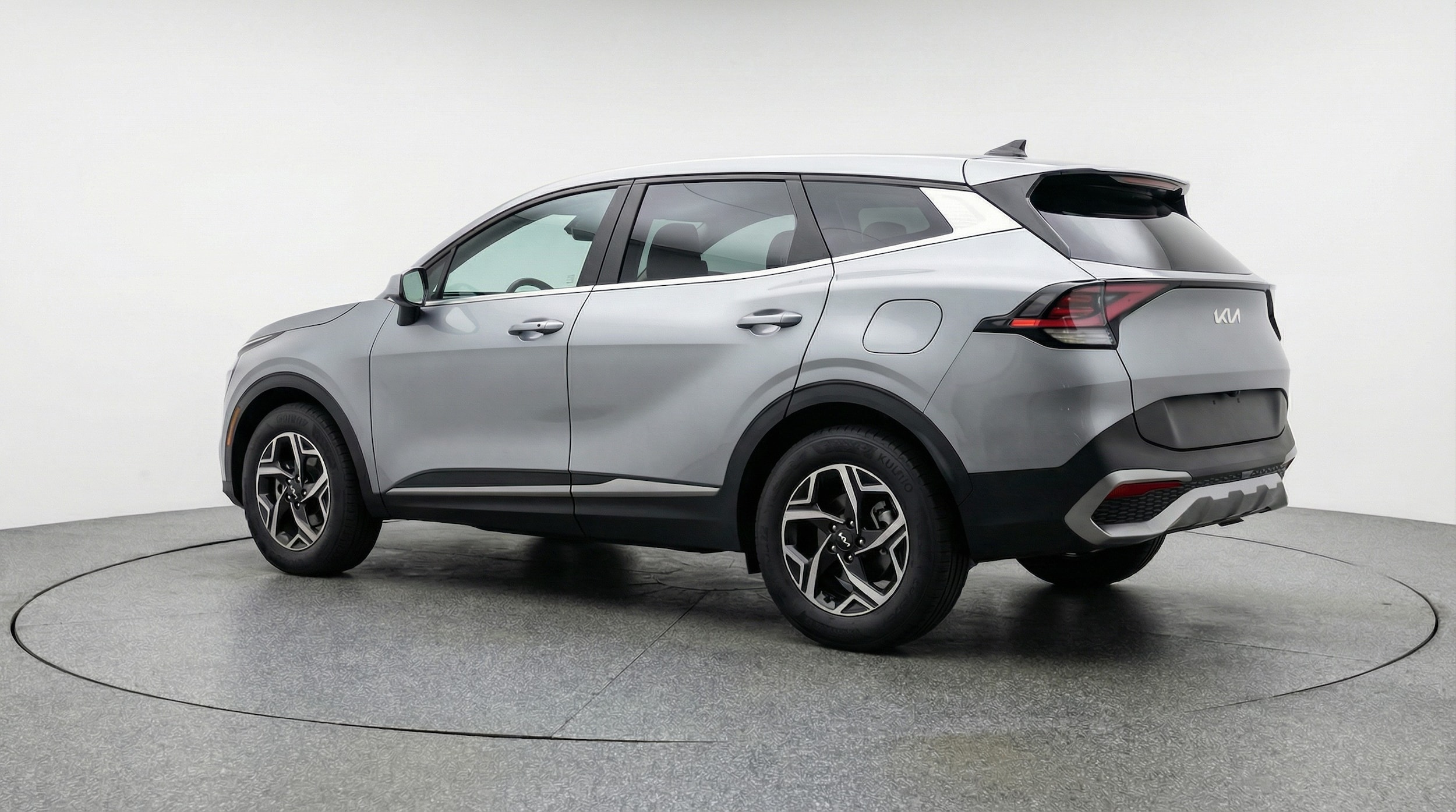 Thumbnail: 2025 Kia Sportage - 5