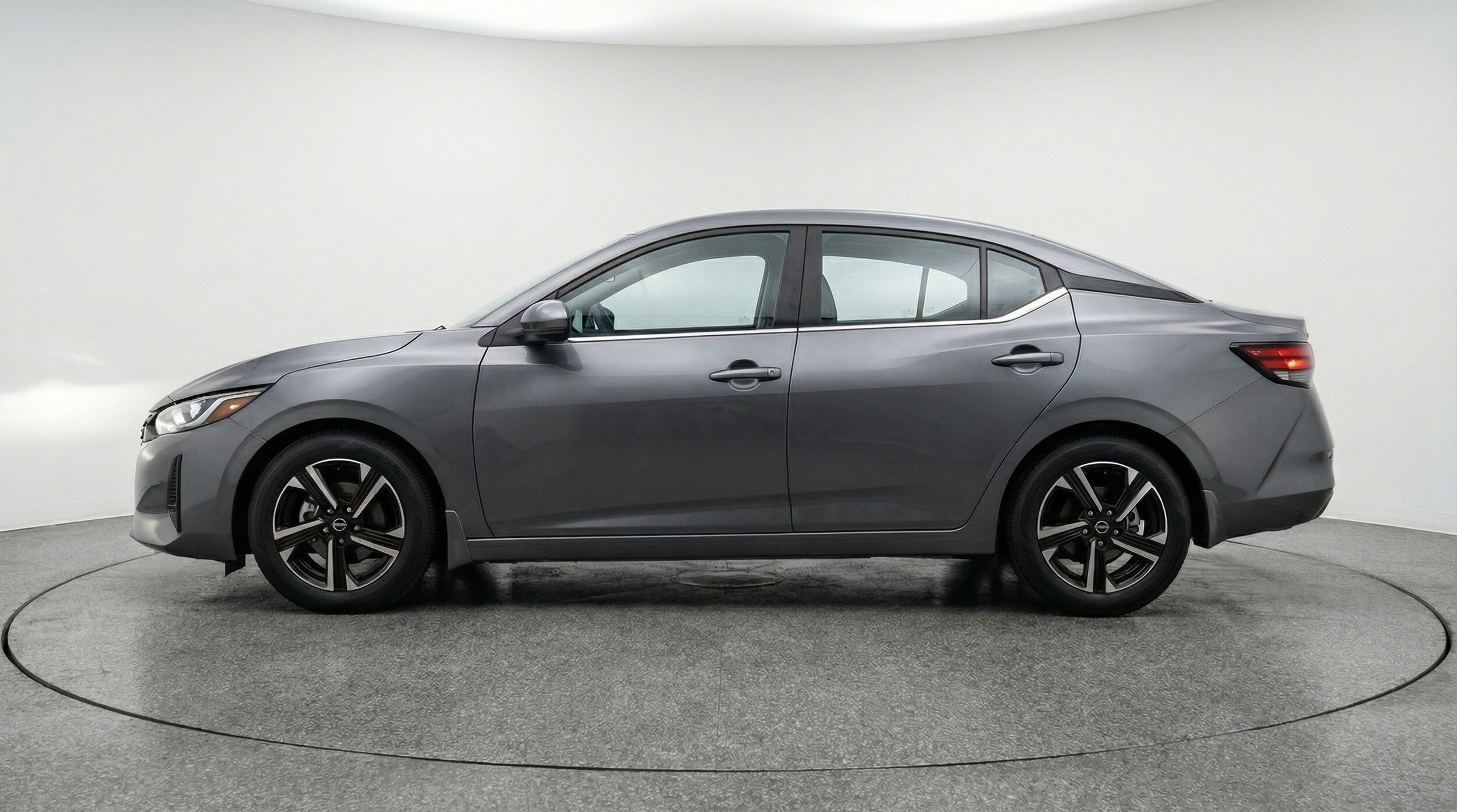 Thumbnail: 2025 Nissan Sentra - 4