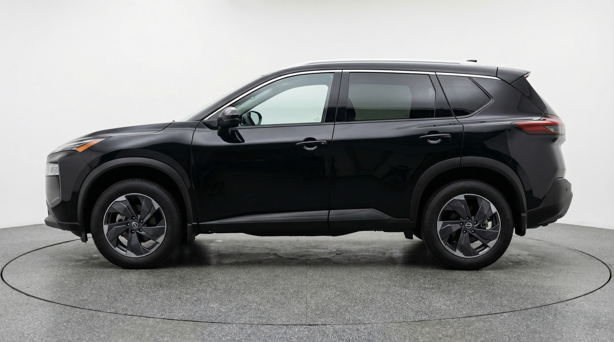 Thumbnail: 2025 Nissan Rogue - 4