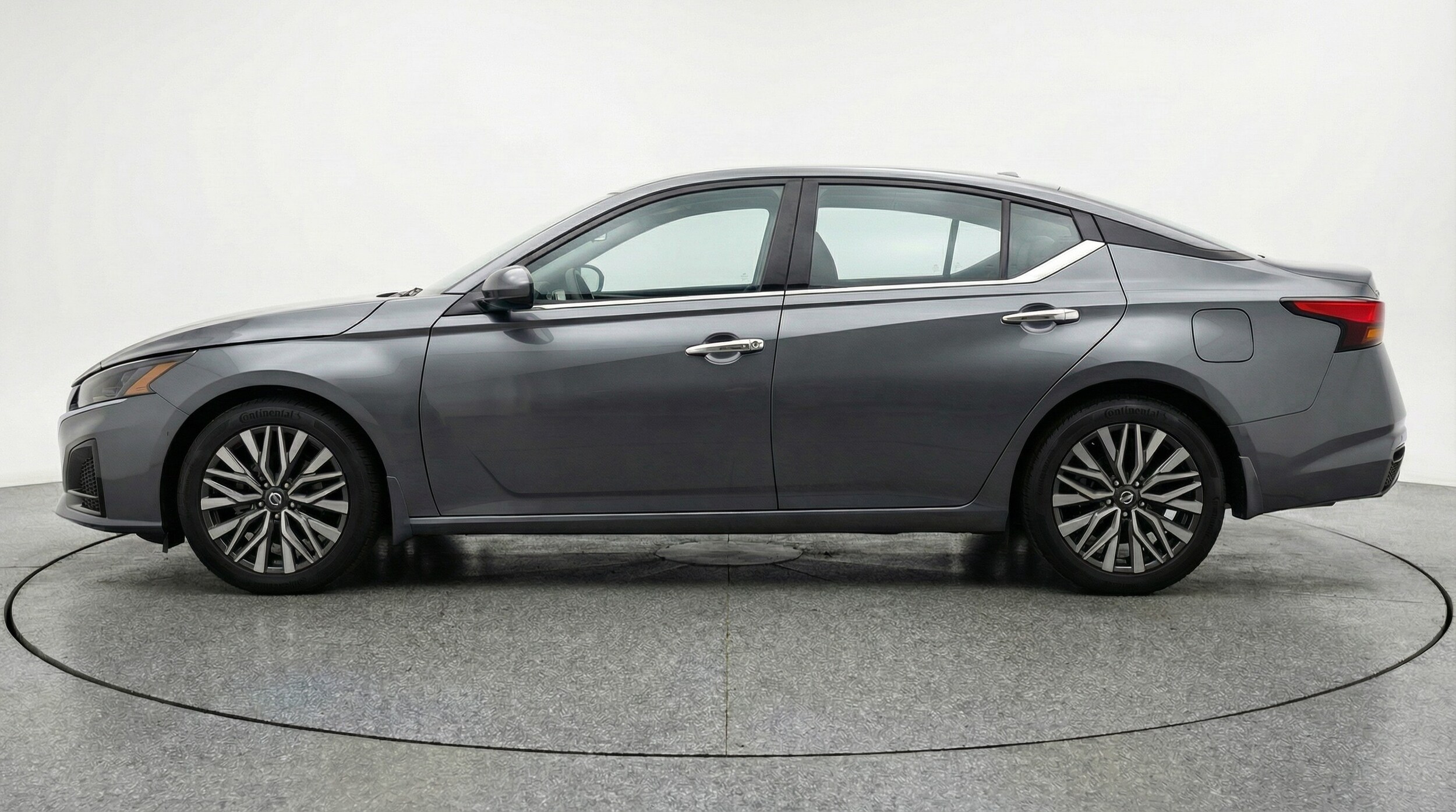 Thumbnail: 2025 Nissan Altima - 4