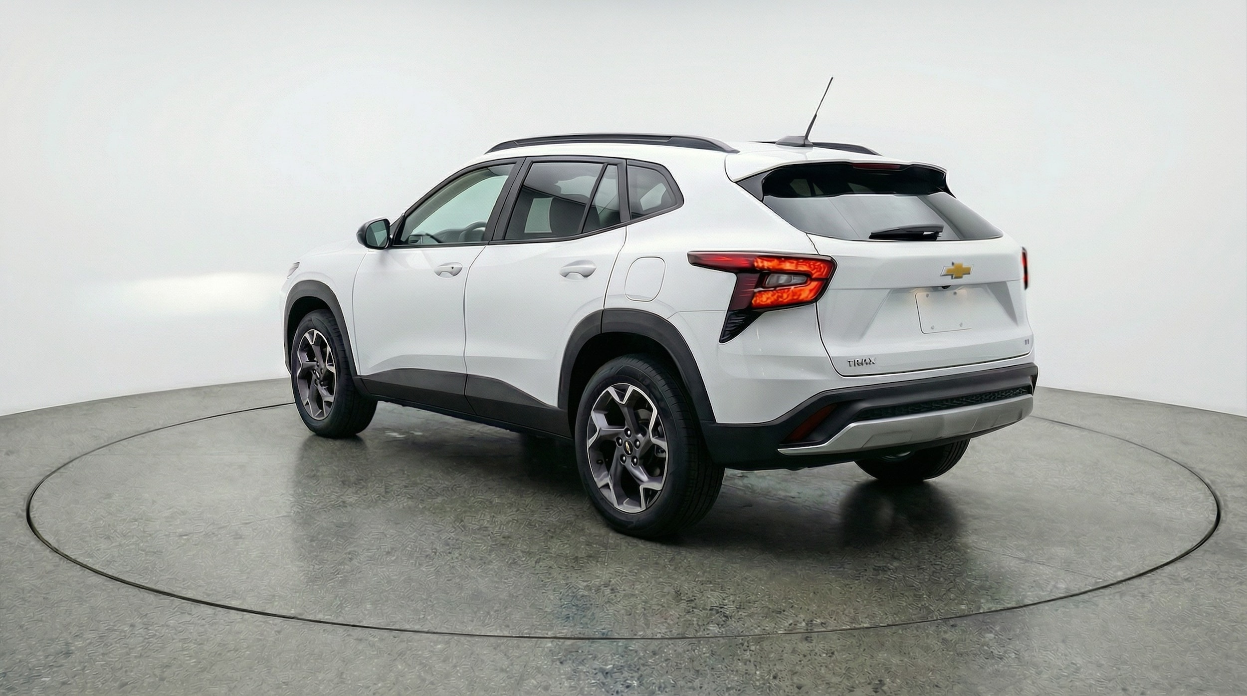 Thumbnail: 2025 Chevrolet Trax - 5