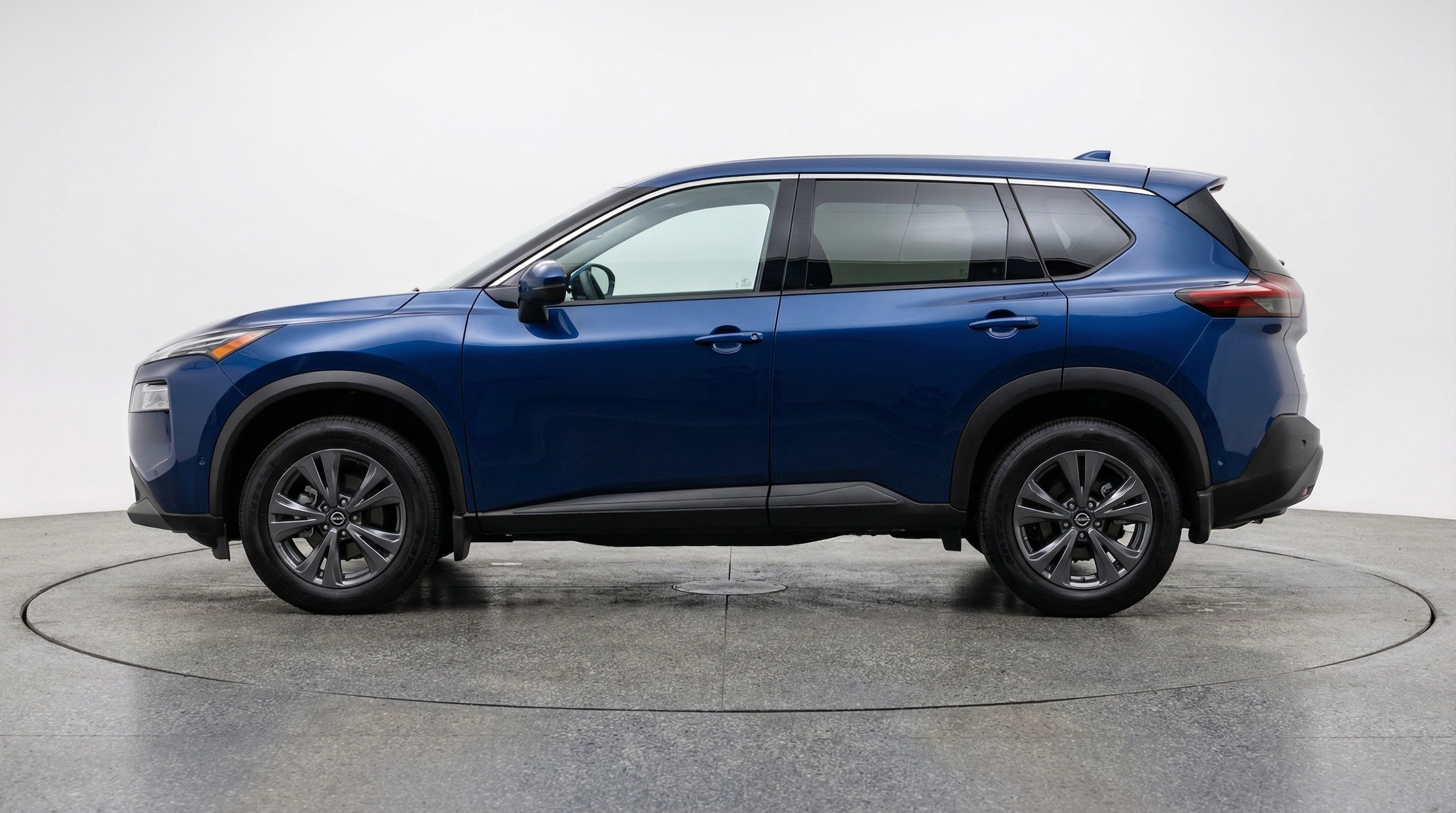 Thumbnail: 2025 Nissan Rogue - 4