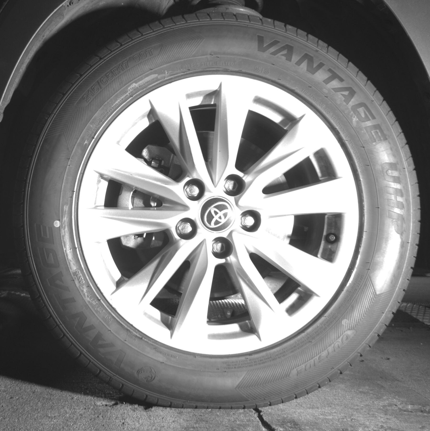 Thumbnail: 2025 Toyota Corolla Cross - 9