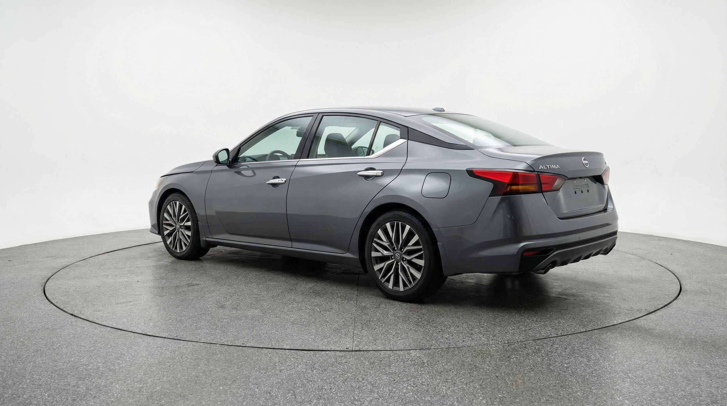 Thumbnail: 2025 Nissan Altima - 5