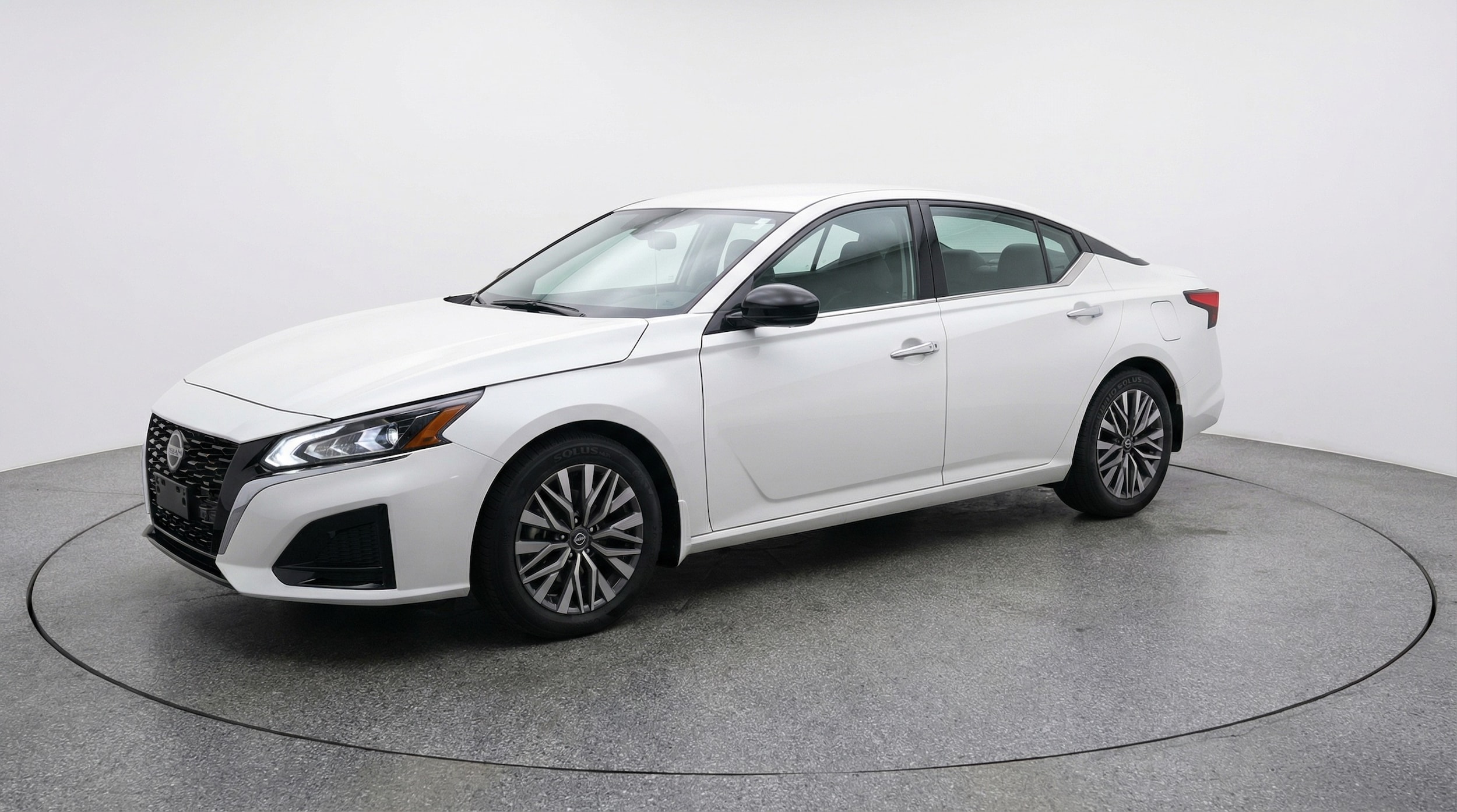 Thumbnail: 2025 Nissan Altima - 3