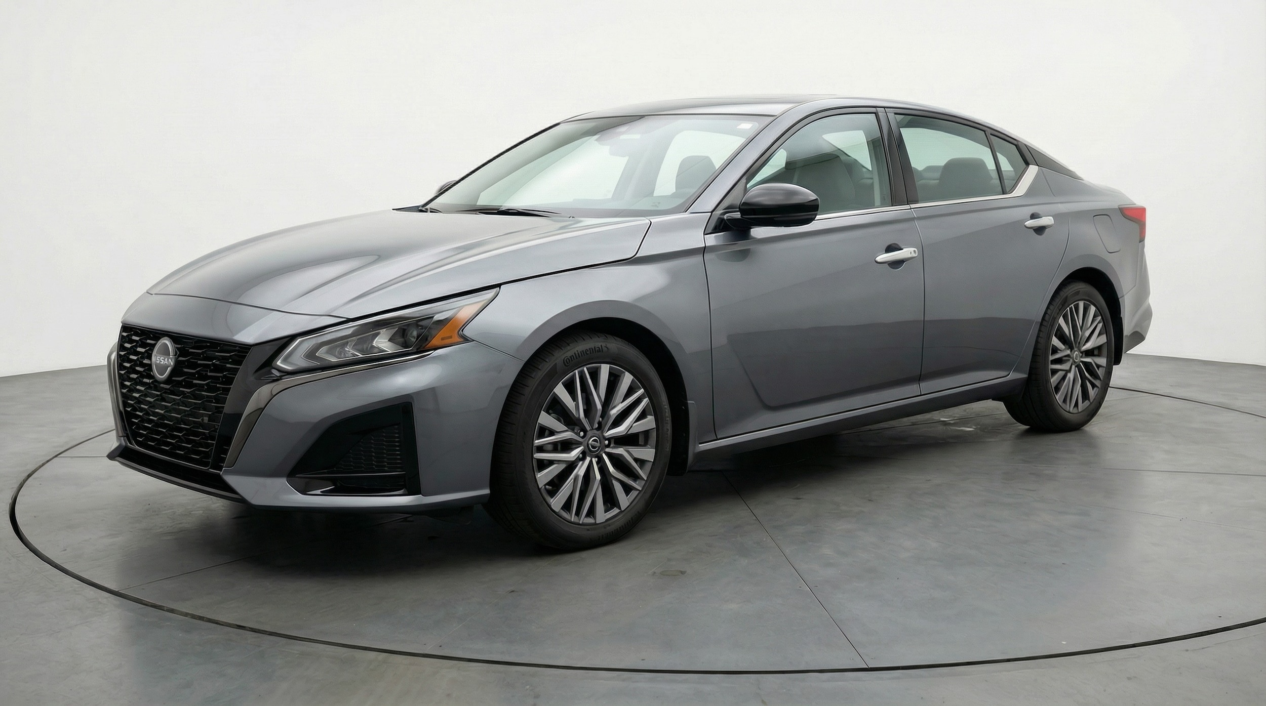 Thumbnail: 2025 Nissan Altima - 3