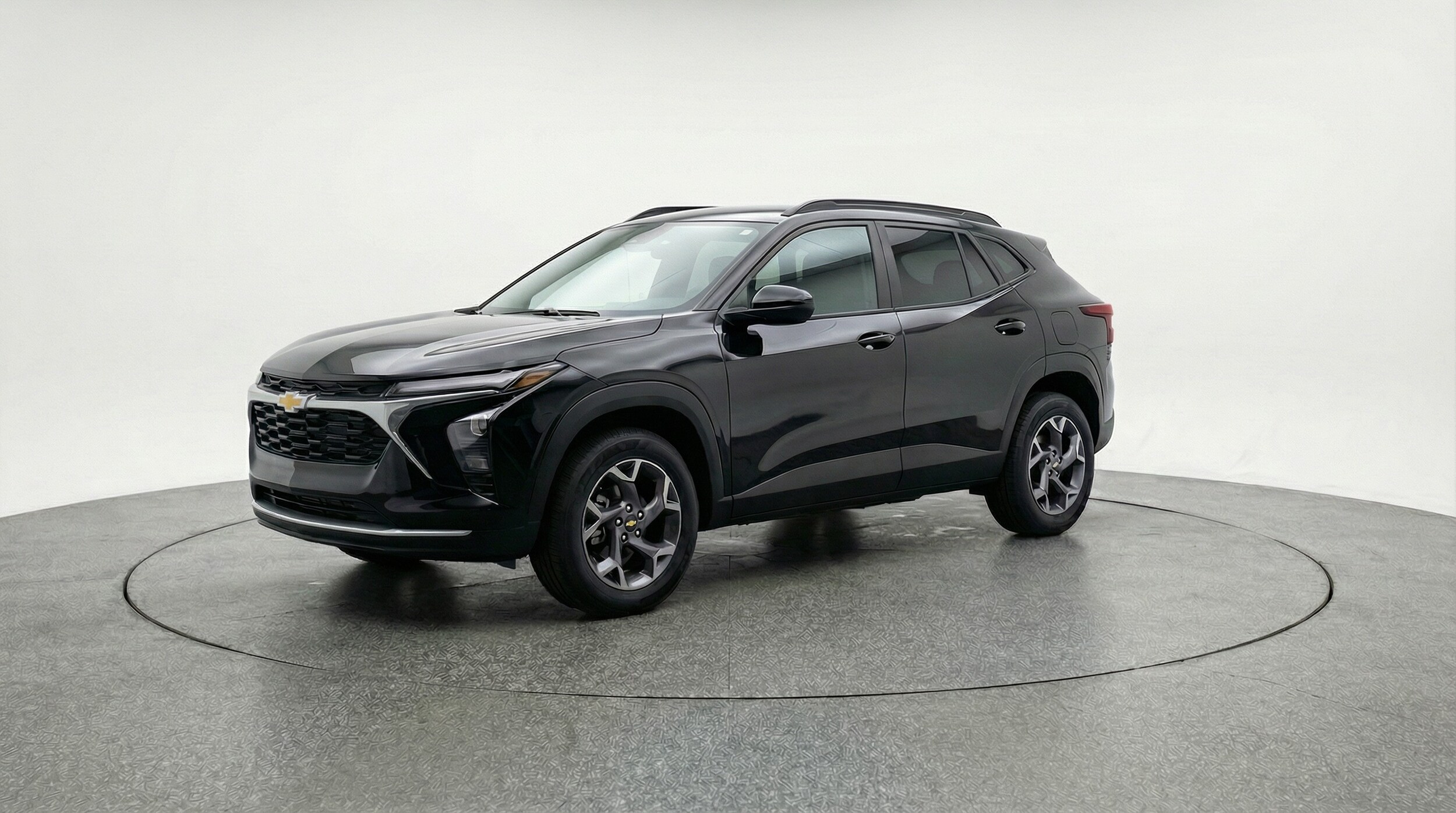 Thumbnail: 2025 Chevrolet Trax - 3