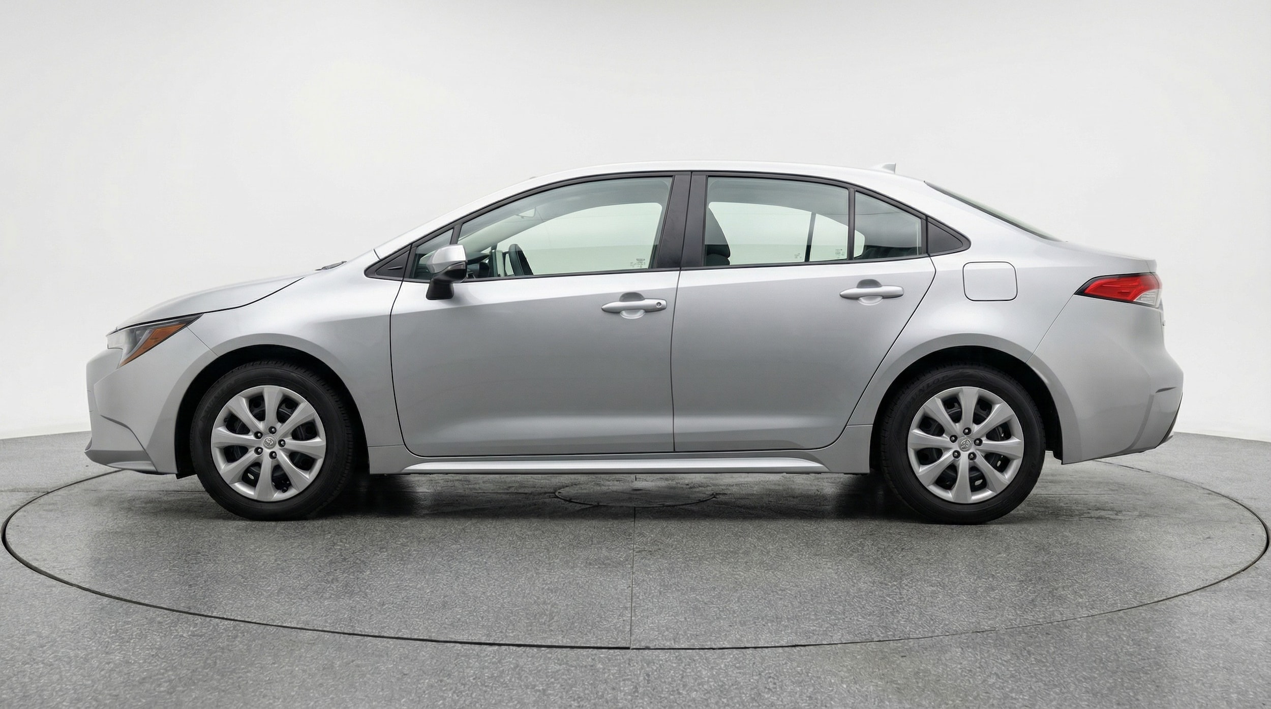 Thumbnail: 2025 Toyota Corolla - 4