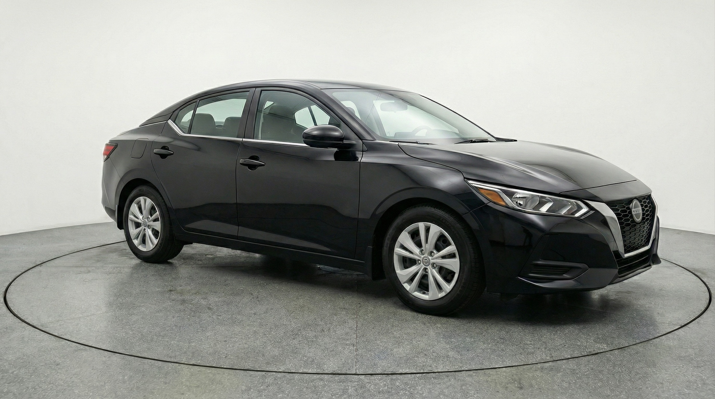 Thumbnail: 2025 Nissan Sentra - 1