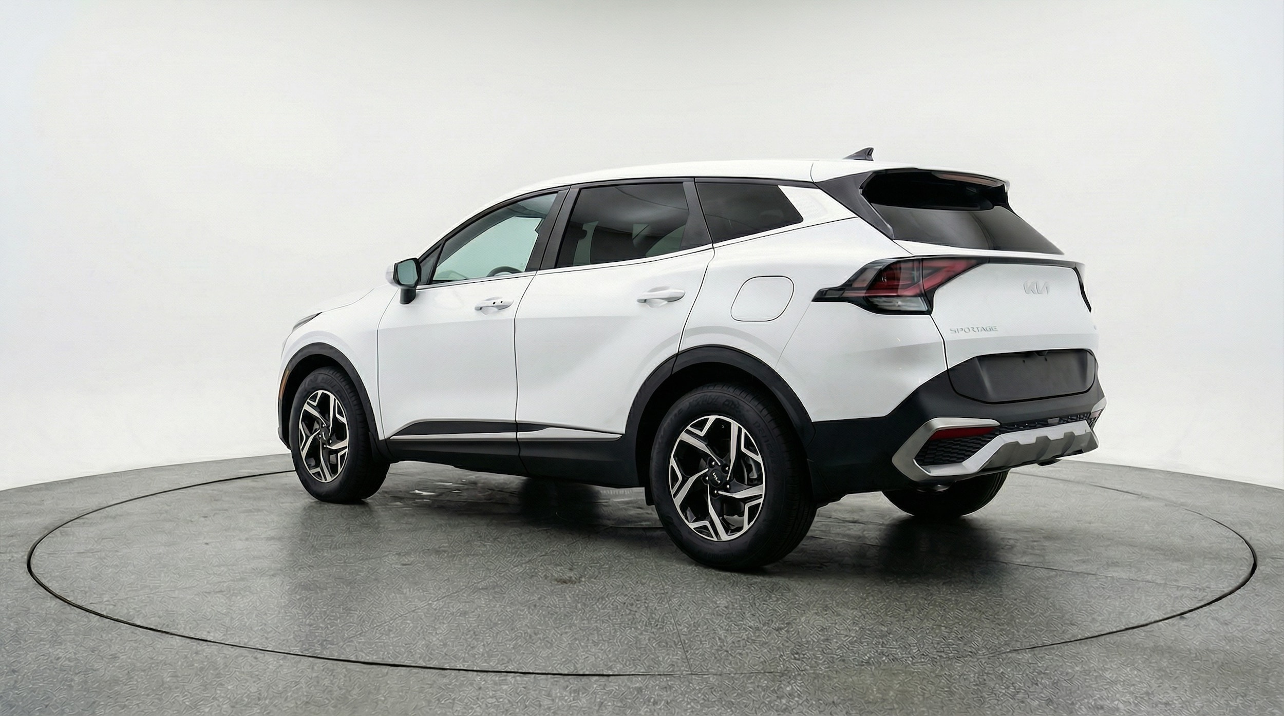 Thumbnail: 2025 Kia Sportage - 5